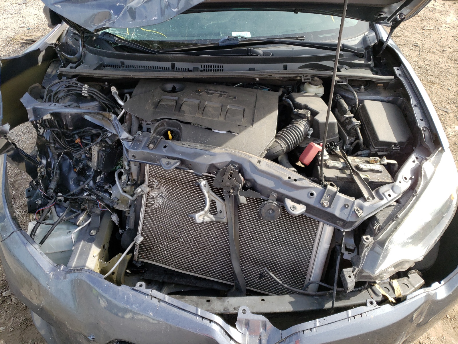 Zdjęcie 7 z aukcji – 2016 TOYOTA COROLLA L z VIN 5YFBURHE6GP553043