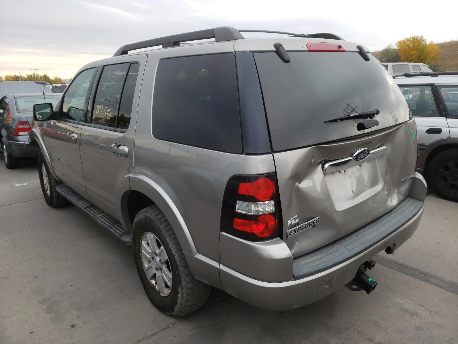 Photo 3 from auction – 2008 FORD EXPLORER X with VIN 1FMEU73E48UA45551