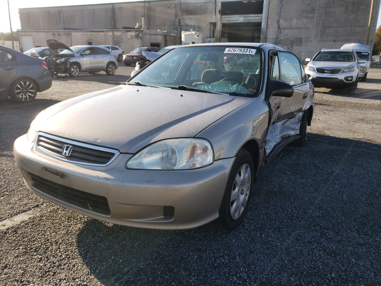 Photo 2 from auction – 2000 HONDA CIVIC with VIN 1HGEJ6674YL018457