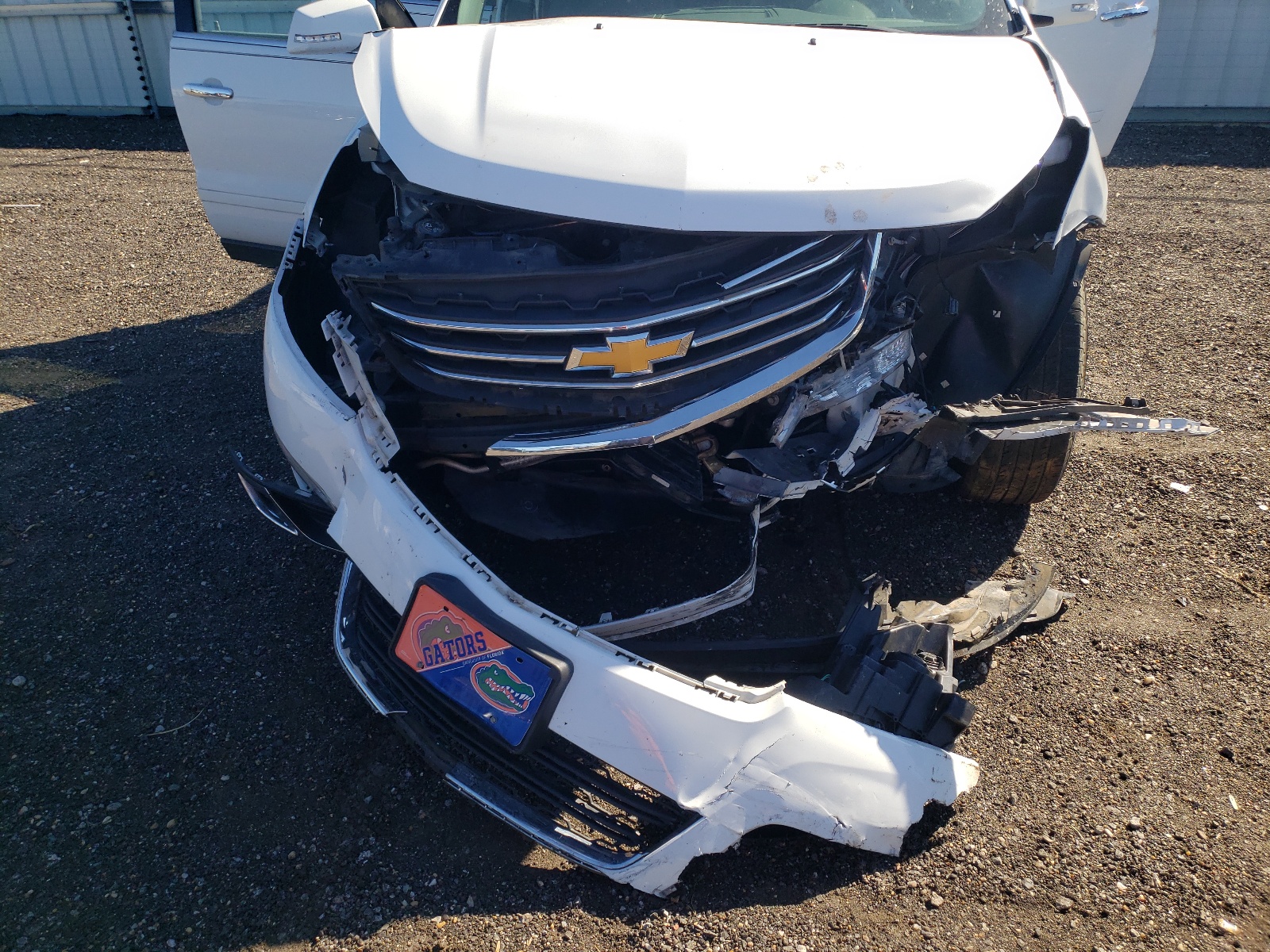 Photo 7 from auction – 2017 CHEVROLET TRAVERSE L with VIN 1GNKRGKD0HJ219691
