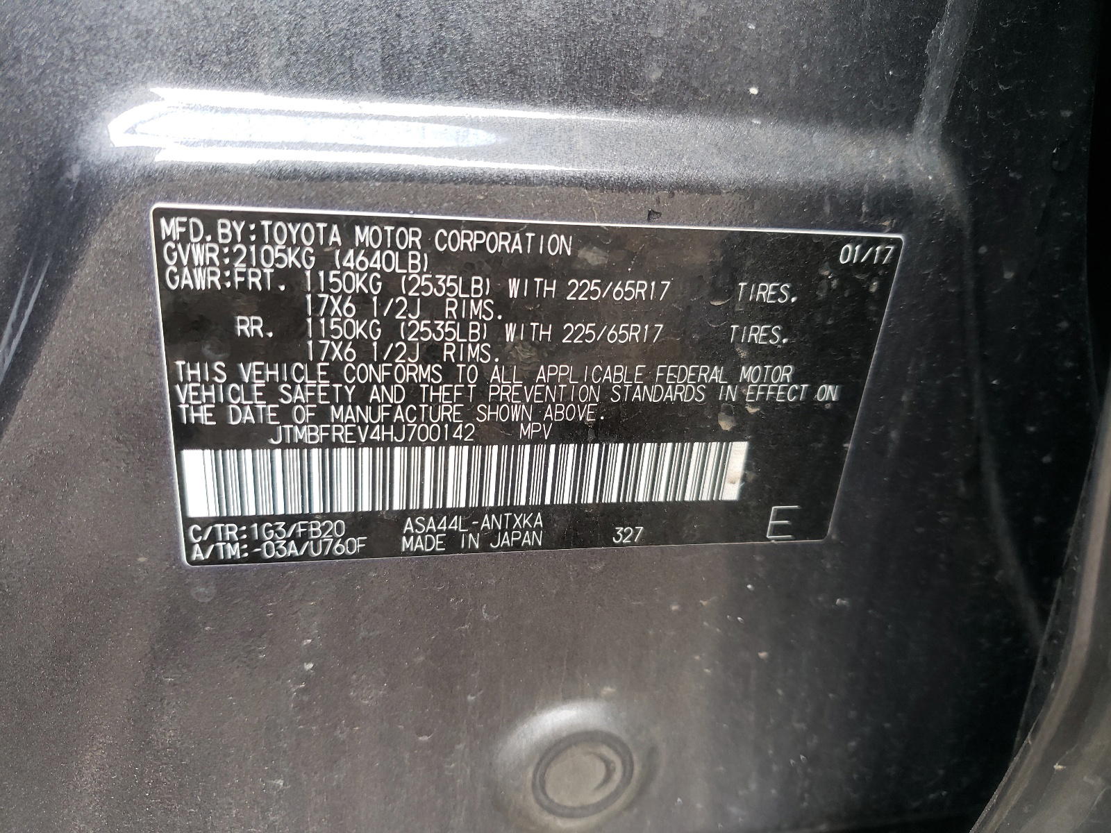 Photo 10 from auction – 2017 TOYOTA RAV4 LE with VIN JTMBFREV4HJ700142
