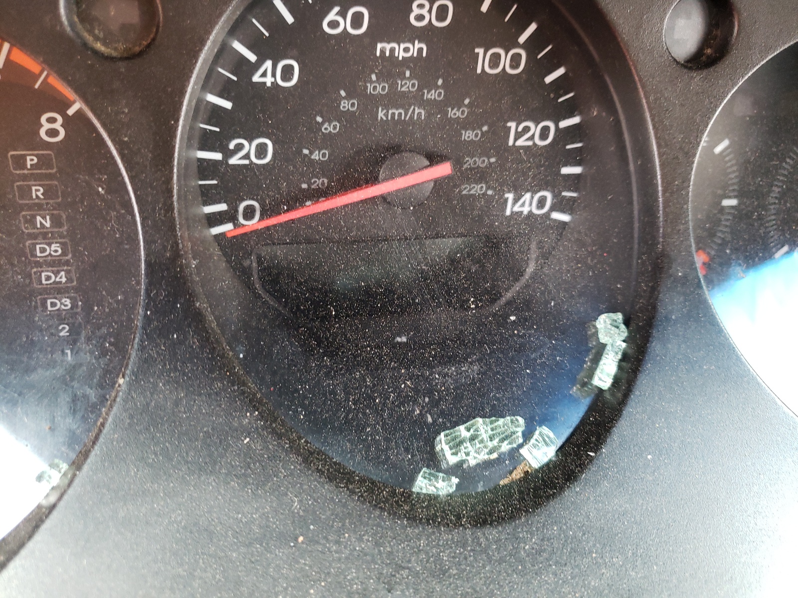 Photo 8 from auction – 2001 ACURA MDX with VIN 2HNYD18291H516738