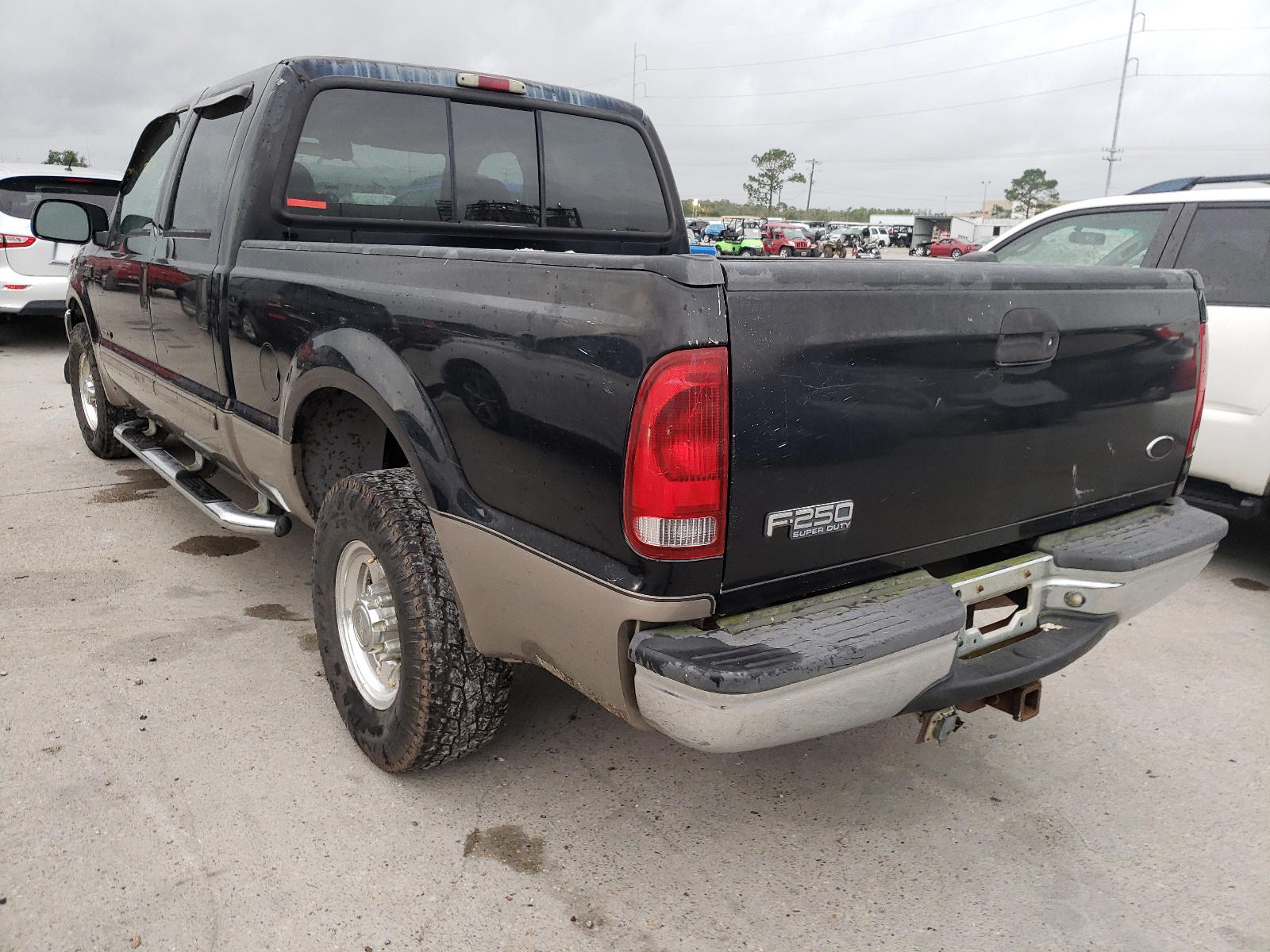 Photo 3 from auction – 2002 FORD F250 SUPER with VIN 1FTNW20F32EB86899