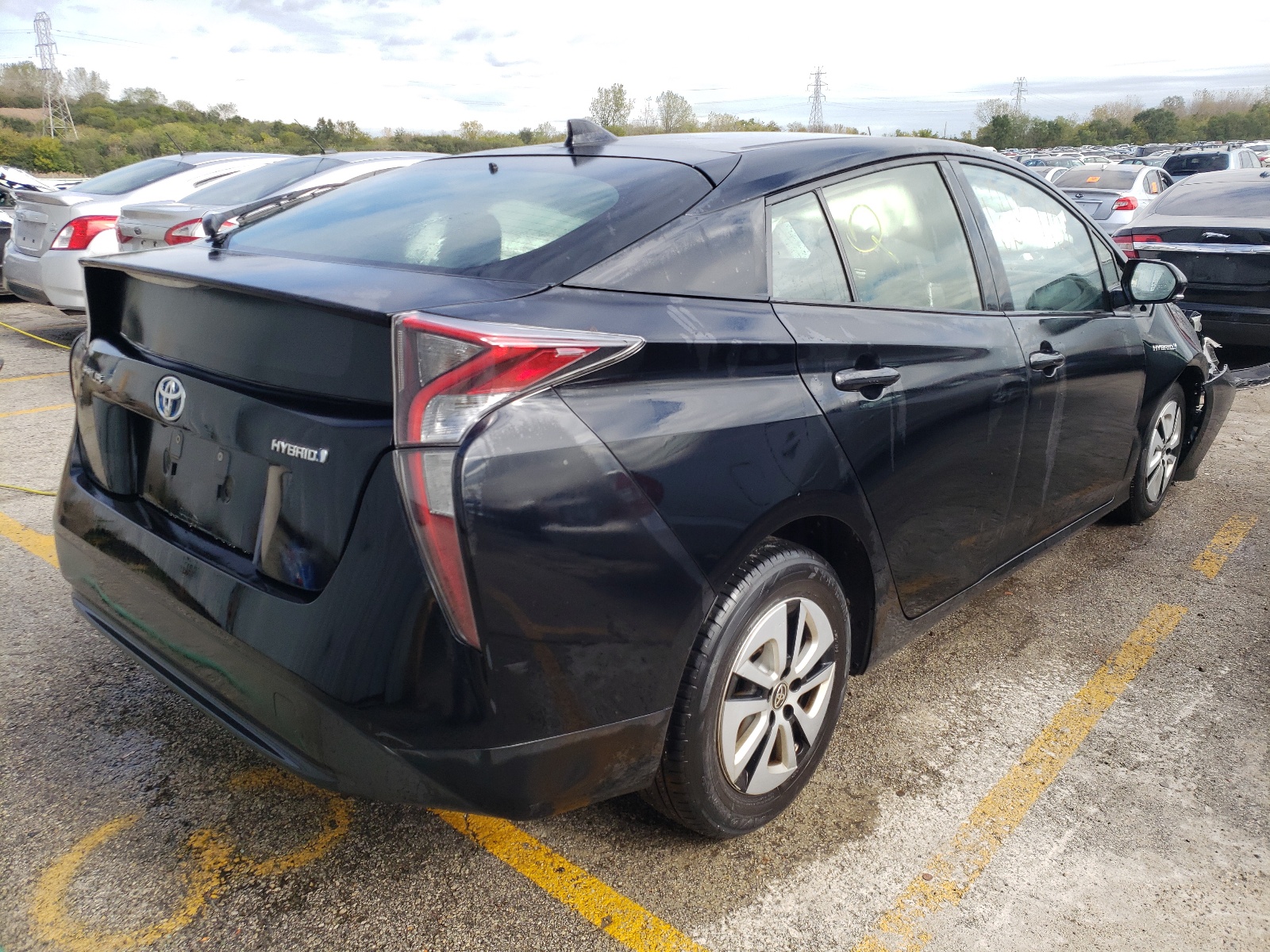 Photo 4 from auction – 2016 TOYOTA PRIUS with VIN JTDKARFU8G3007341