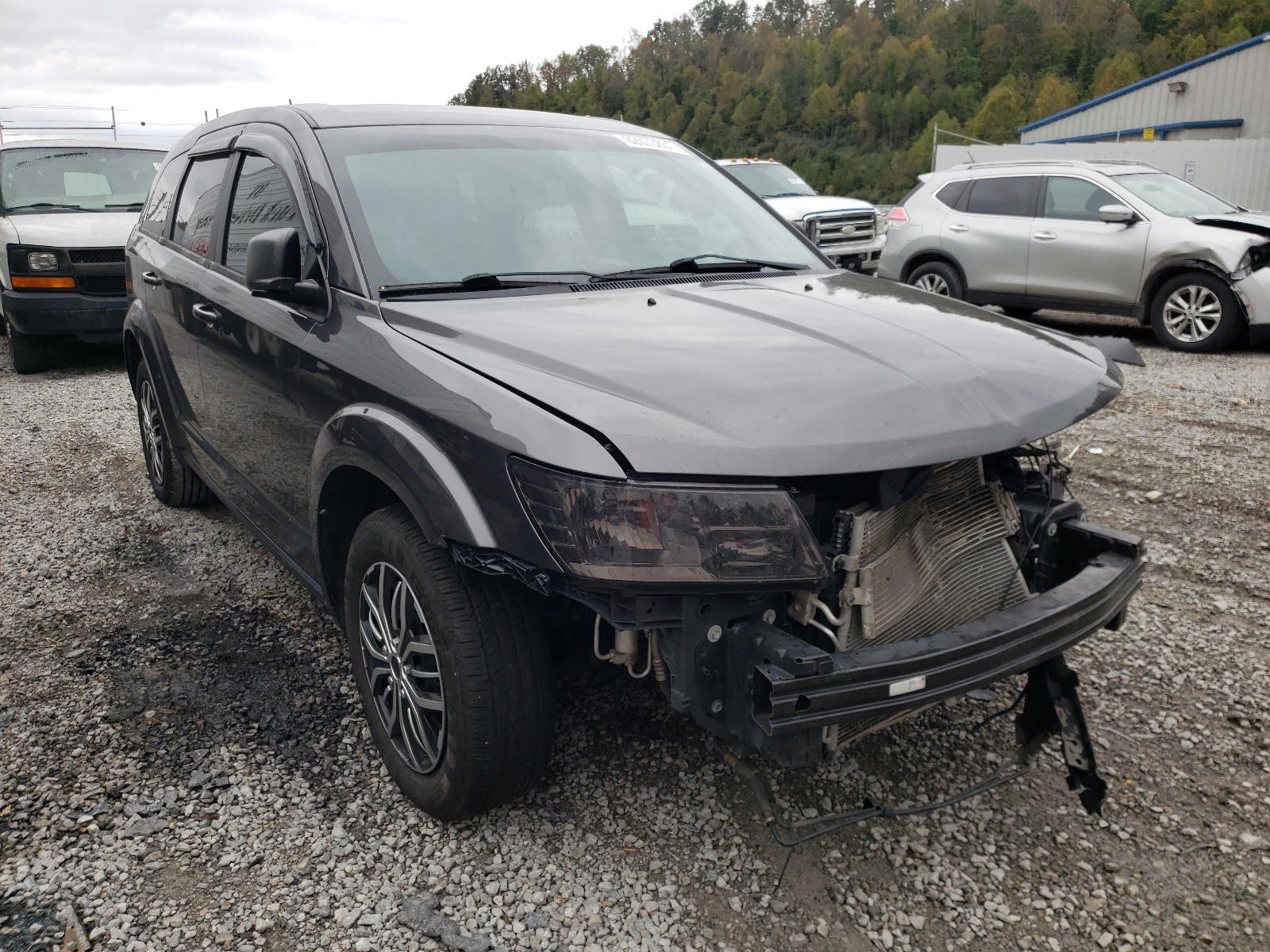 DODGE JOURNEY SE 2015 with VIN 3C4PDCAB2FT670682 - Photo from auction