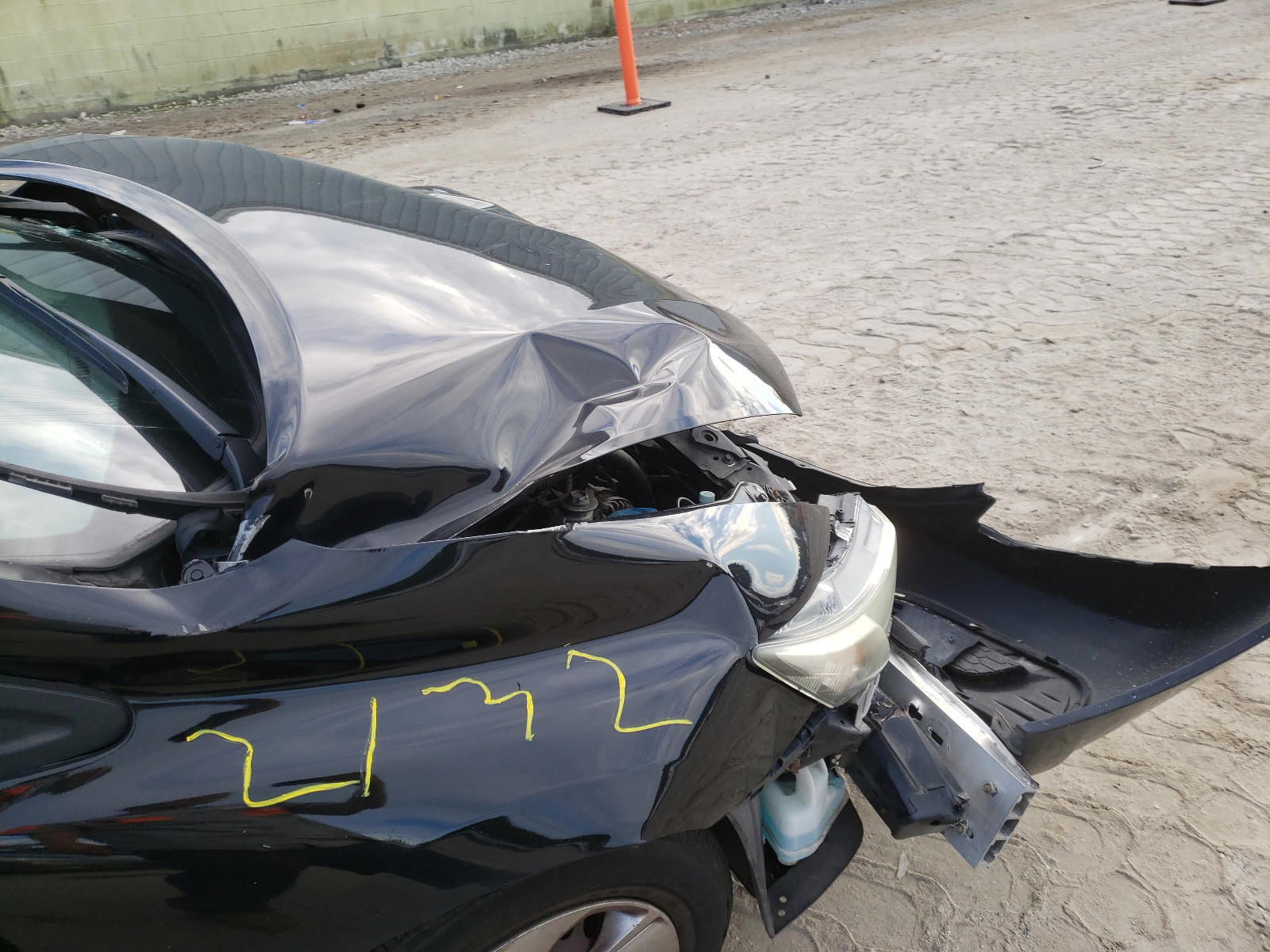 Photo 9 from auction – 2014 HONDA CIVIC LX with VIN 19XFB2F53EE253606