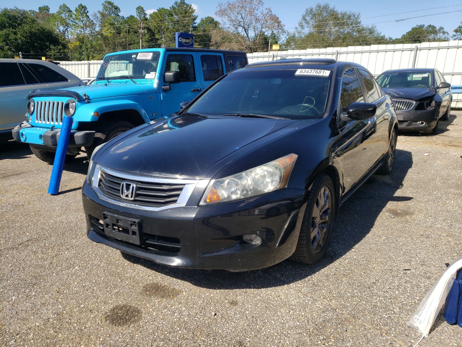 Photo 2 from auction – 2010 HONDA ACCORD EXL with VIN 1HGCP3F83AA021798