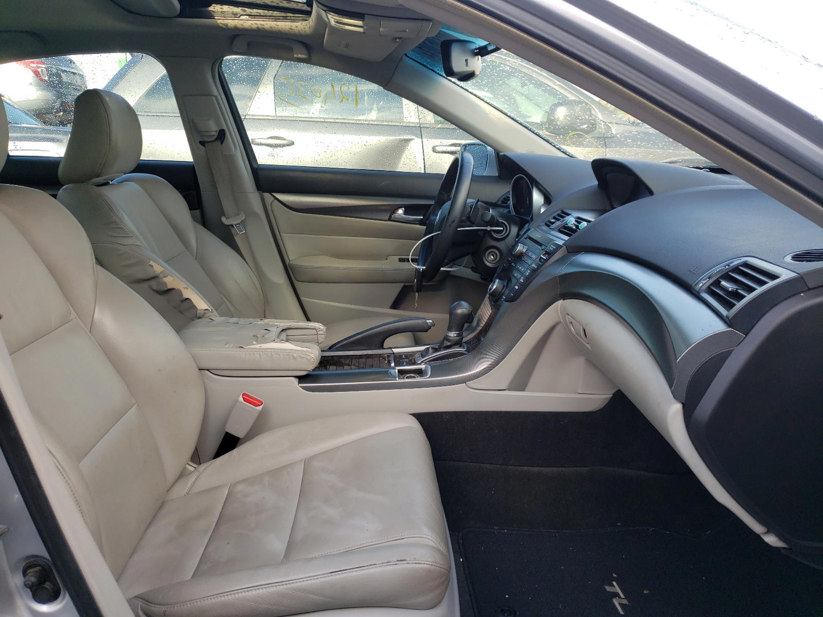 Photo 5 from auction – 2012 ACURA TL with VIN 19UUA8F22CA015976
