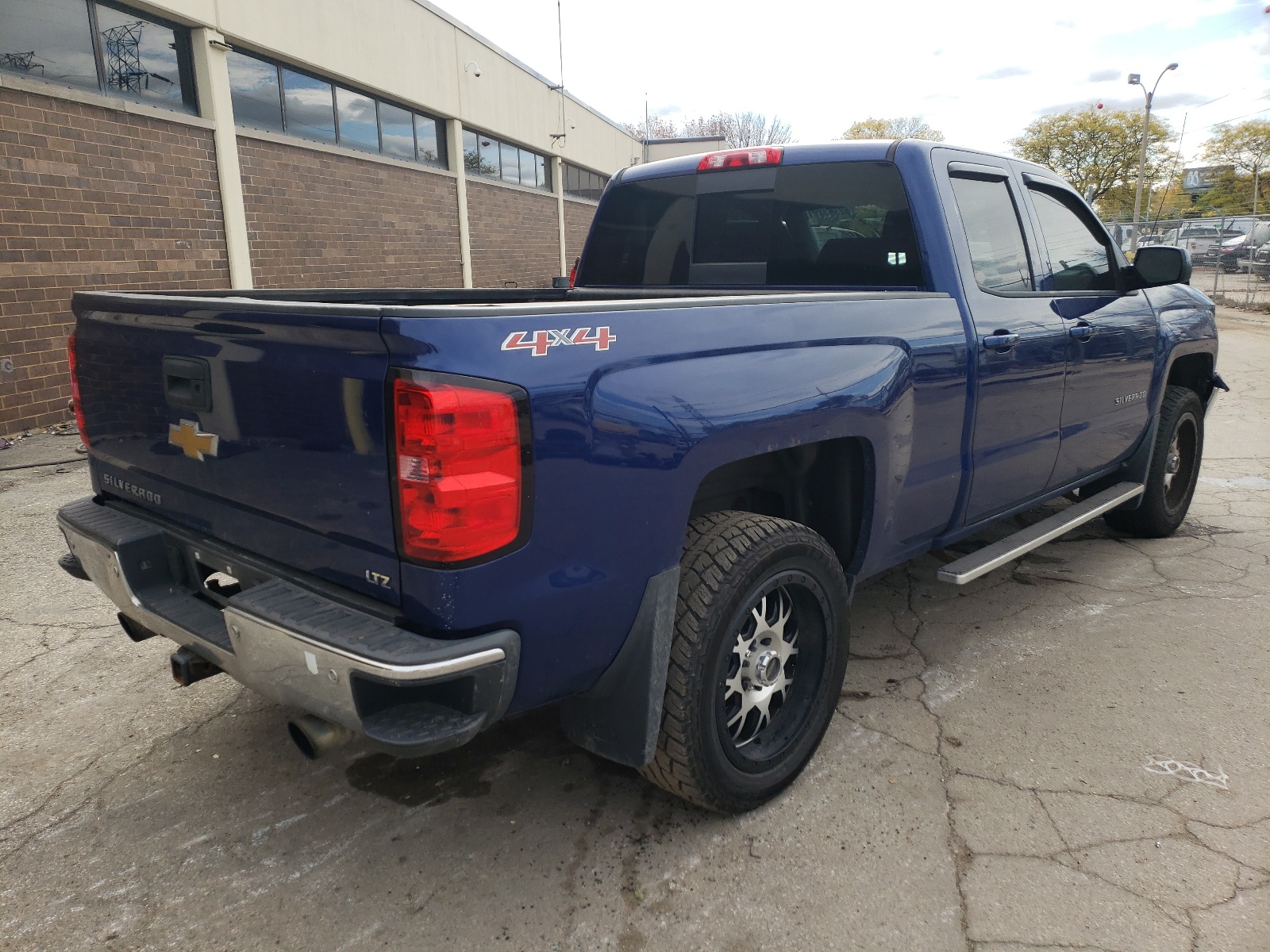 Photo 4 from auction – 2014 CHEVROLET SILVERADO with VIN 1GCVKREC8EZ130926