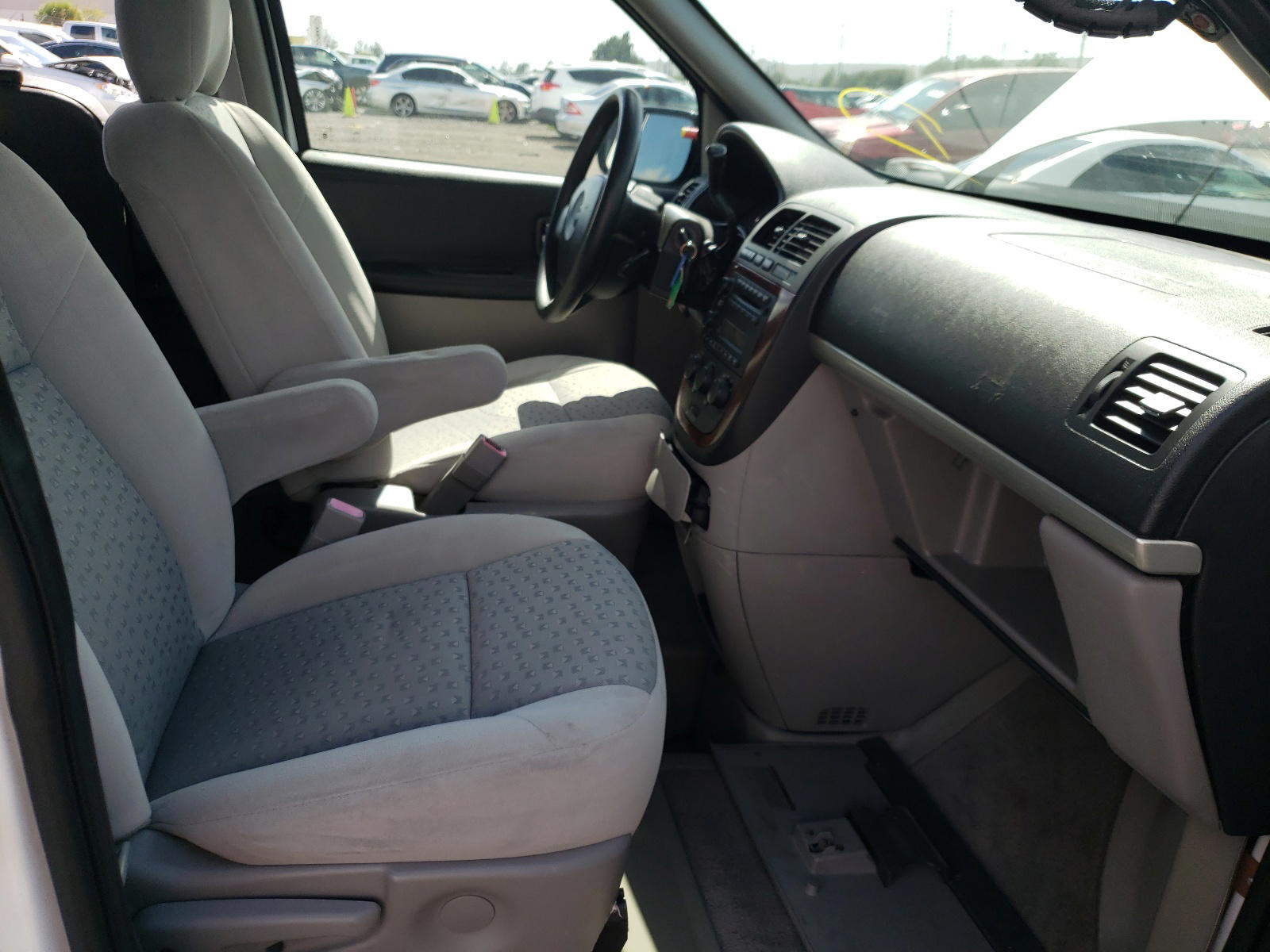 Photo 5 from auction – 2008 CHEVROLET UPLANDER I with VIN 1GBDV13W08D210969