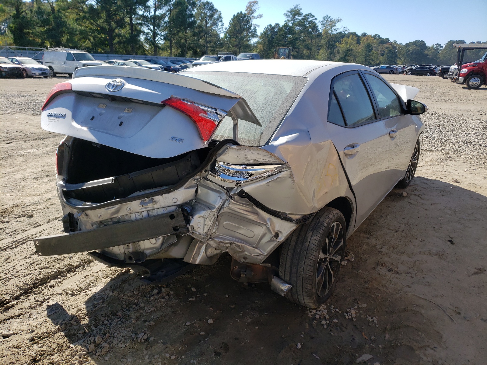 Photo 4 from auction – 2017 TOYOTA COROLLA L with VIN 5YFBURHE9HP646091