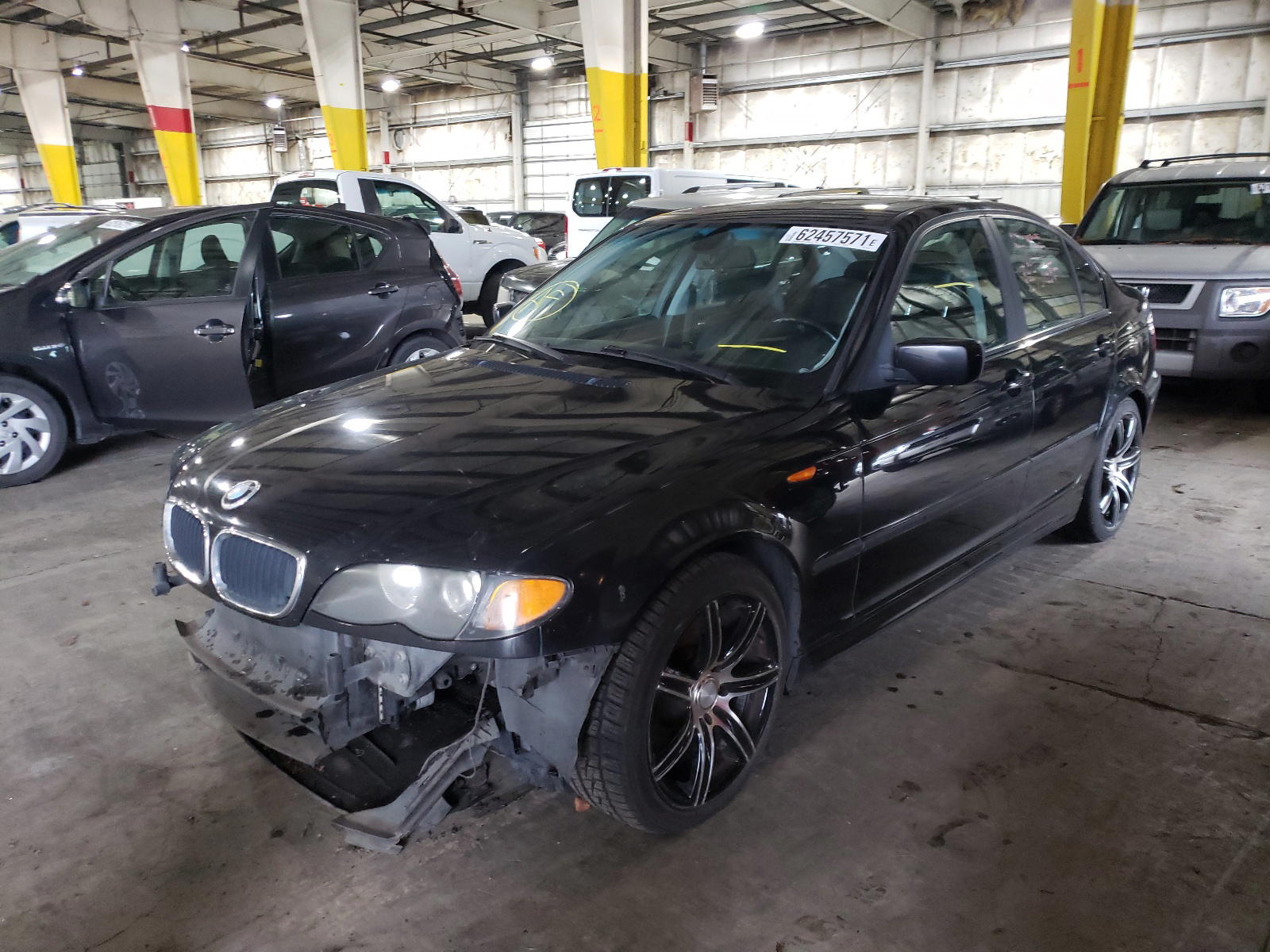 Photo 2 from auction – 2003 BMW 325 I with VIN WBAET37463NJ33146