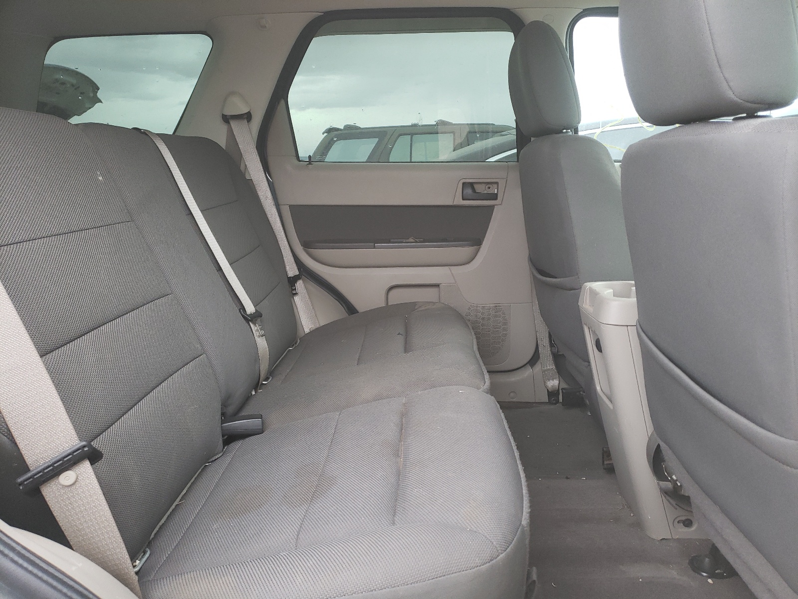 Photo 6 from auction – 2010 FORD ESCAPE XLT with VIN 1FMCU0DG8AKA44807