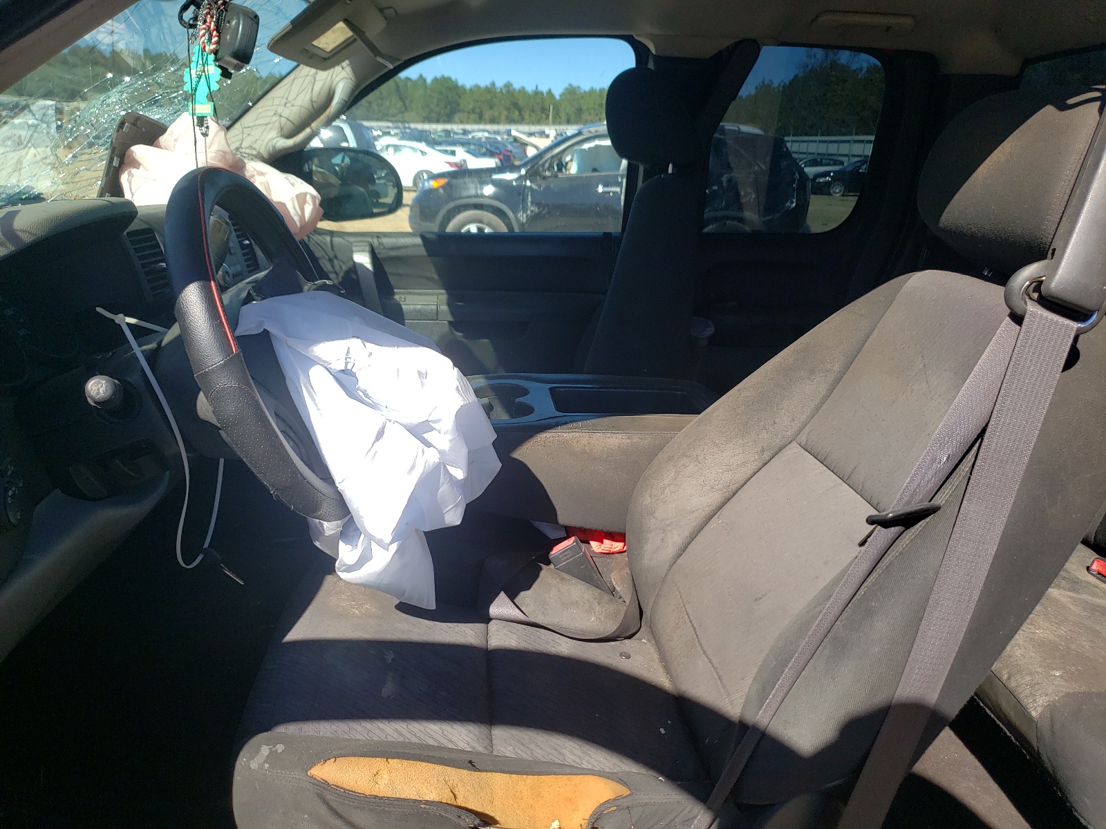 Photo 5 from auction – 2012 CHEVROLET SILVERADO with VIN 1GCRCREA8CZ250705
