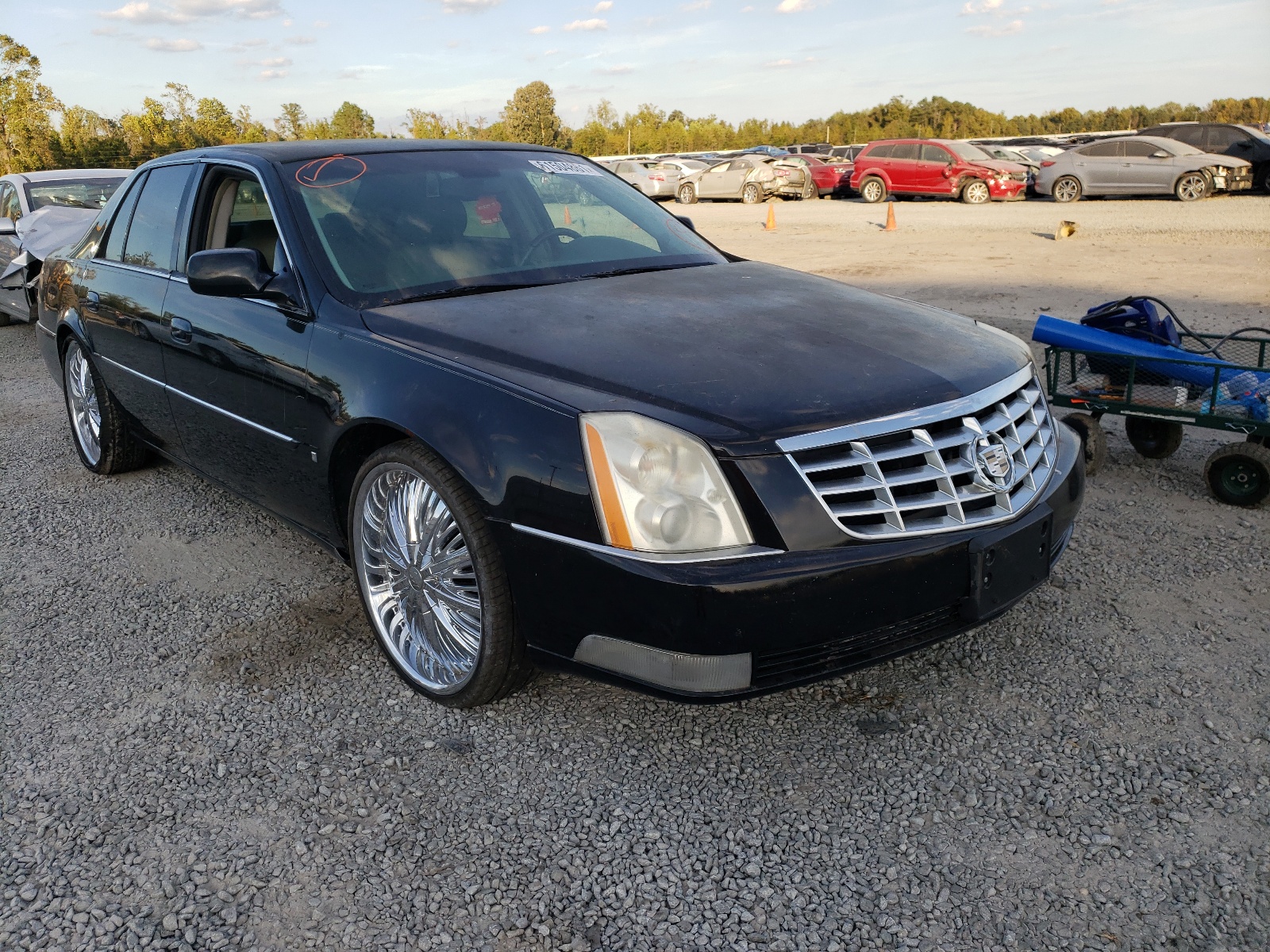 Photo 9 from auction – 2008 CADILLAC DTS with VIN 1G6KD57Y68U154807
