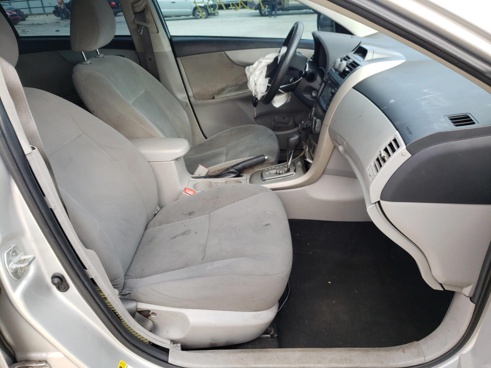 Photo 5 from auction – 2013 TOYOTA COROLLA BA with VIN 5YFBU4EE6DP094440