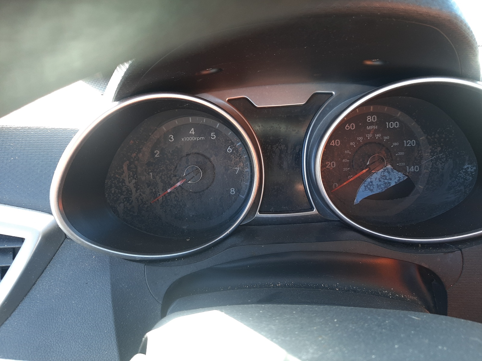 Photo 8 from auction – 2015 HYUNDAI VELOSTER with VIN KMHTC6AD6FU228493