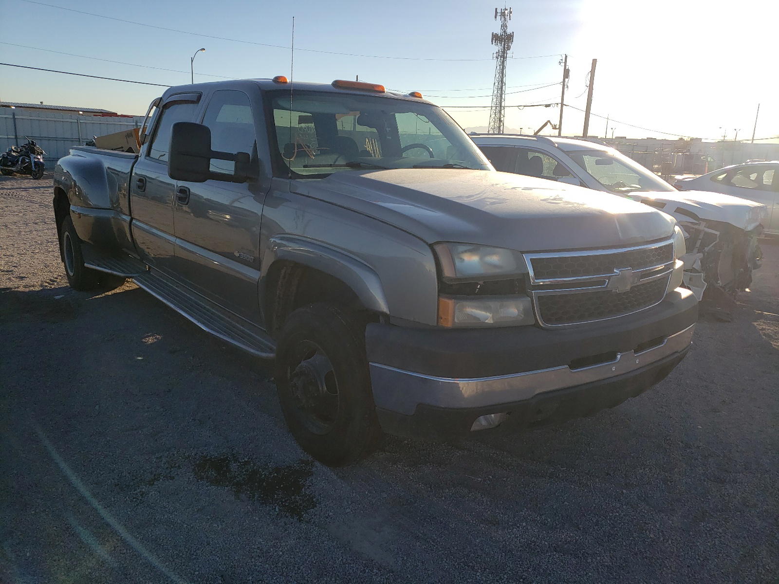 CHEVROLET SILVERADO 2006 with VIN 1GCJK33D46F222819 - Photo from auction