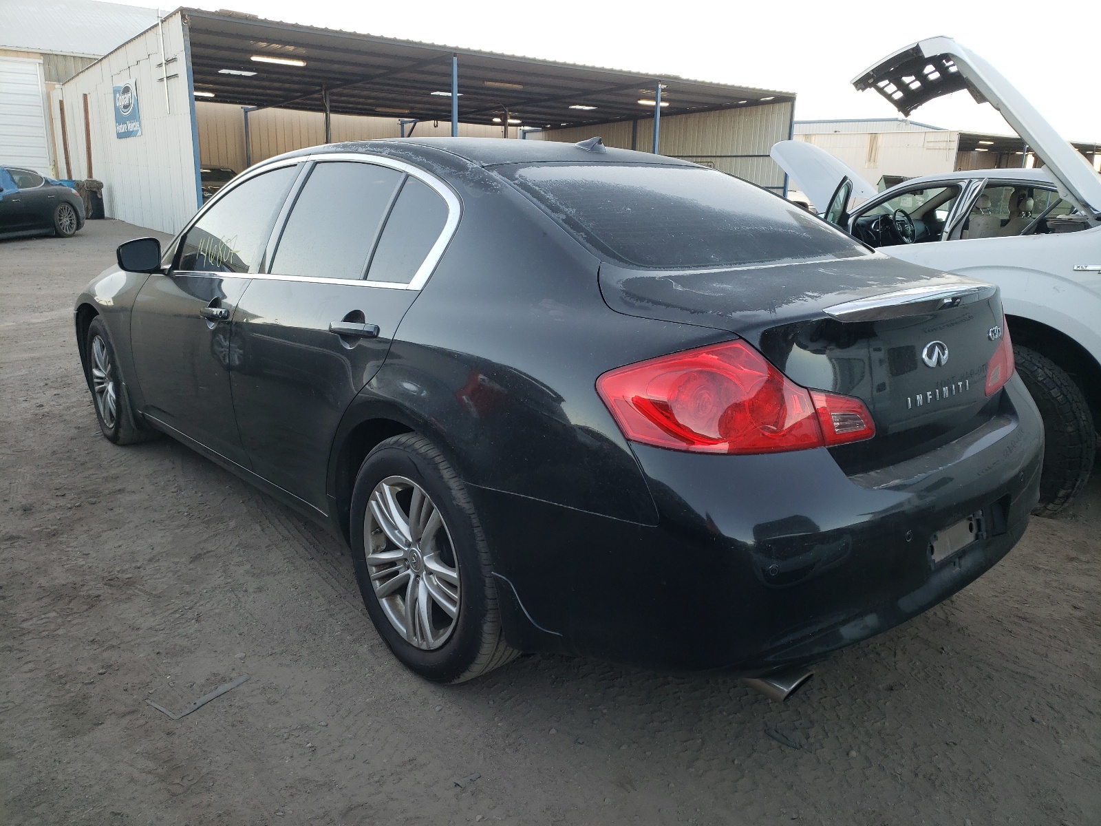 Photo 3 from auction – 2011 INFINITI G37 with VIN JN1CV6AR8BM411188