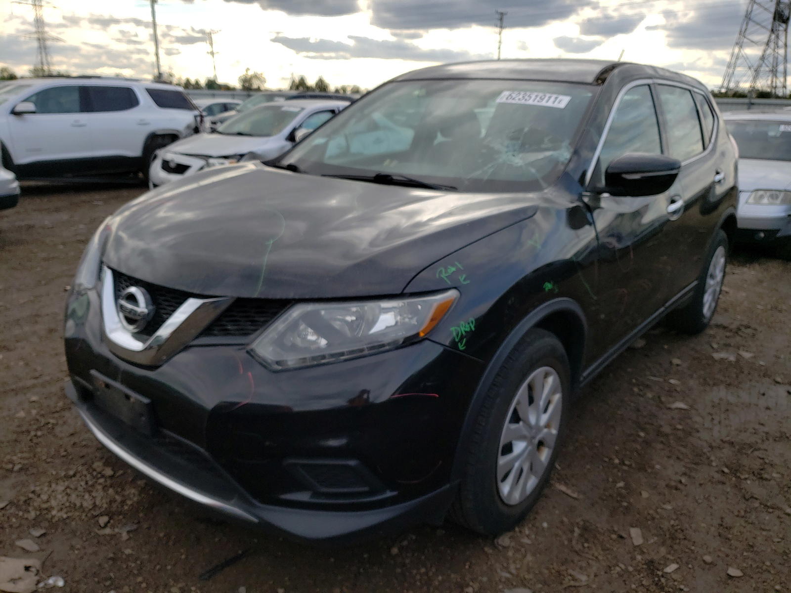 Photo 2 from auction – 2014 NISSAN ROGUE S with VIN 5N1AT2MT3EC817587