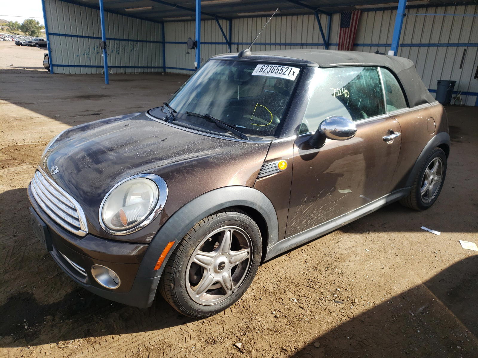 Photo 14 from auction – 2009 MINI COOPER with VIN WMWMR33519TJ93929