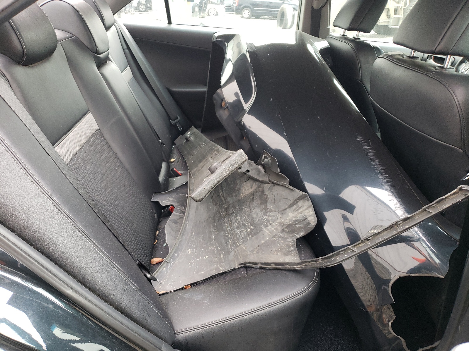Photo 6 from auction – 2013 TOYOTA CAMRY L with VIN 4T1BF1FK1DU212339