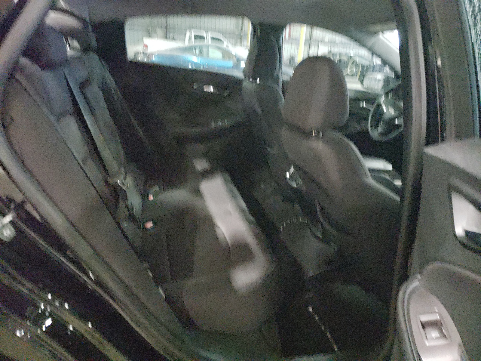 Photo 6 from auction – 2019 CHEVROLET MALIBU LT with VIN 1G1ZD5ST2KF124103