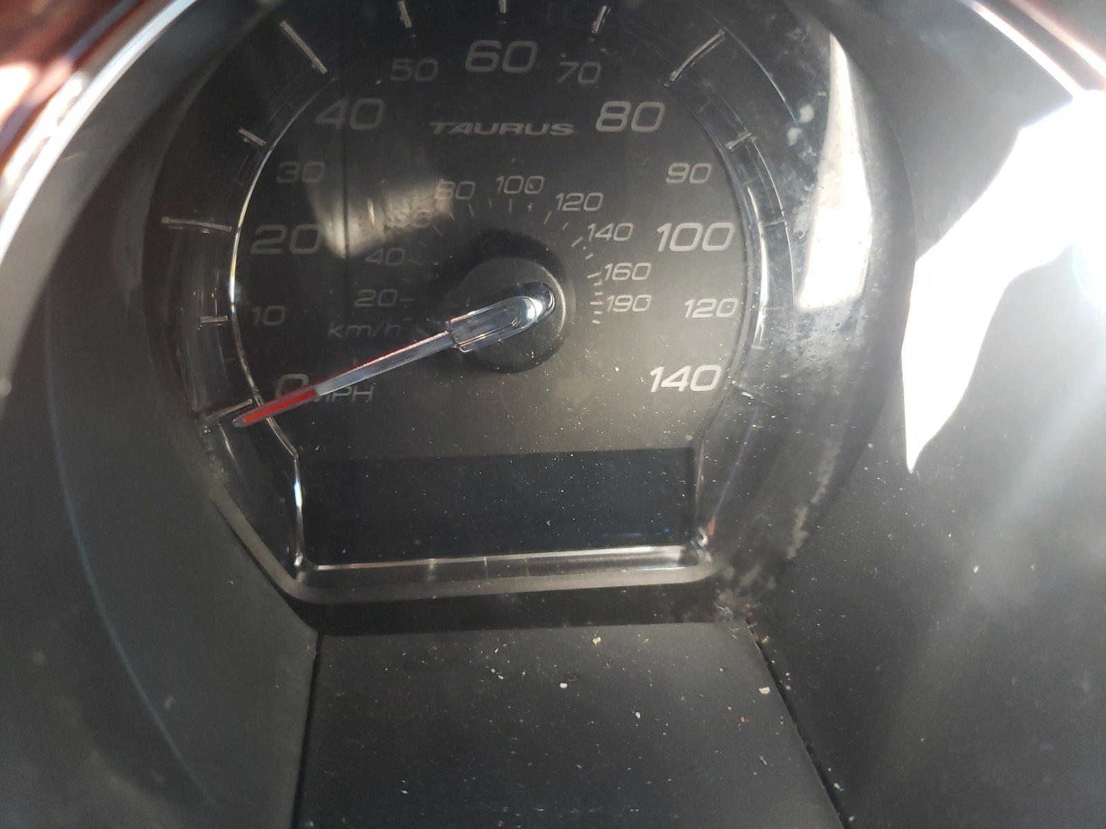 Photo 8 from auction – 2011 FORD TAURUS SEL with VIN 1FAHP2HW9BG134296