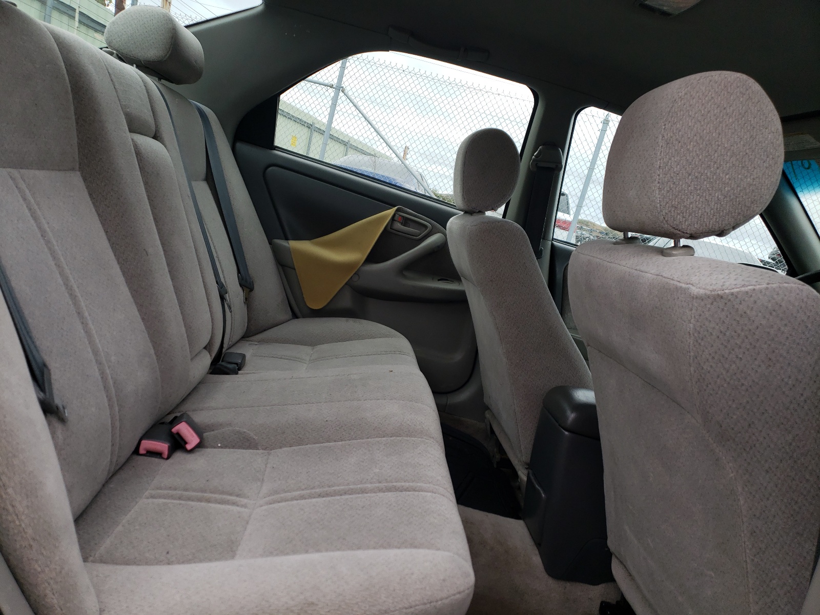 Photo 6 from auction – 2001 TOYOTA CAMRY CE with VIN JT2BG22K910557725