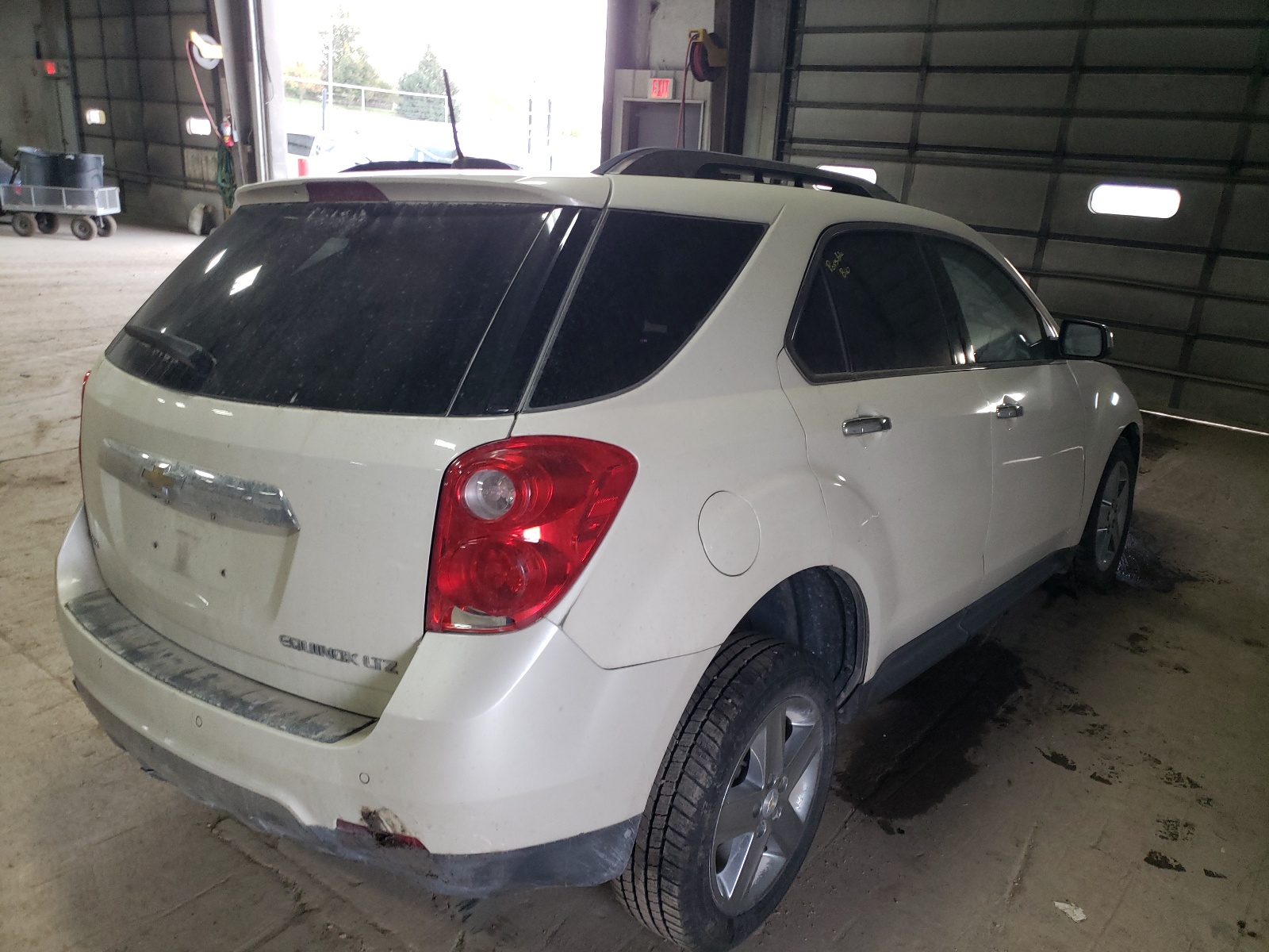 Photo 4 from auction – 2015 CHEVROLET EQUINOX LT with VIN 1GNFLHEK5FZ104134