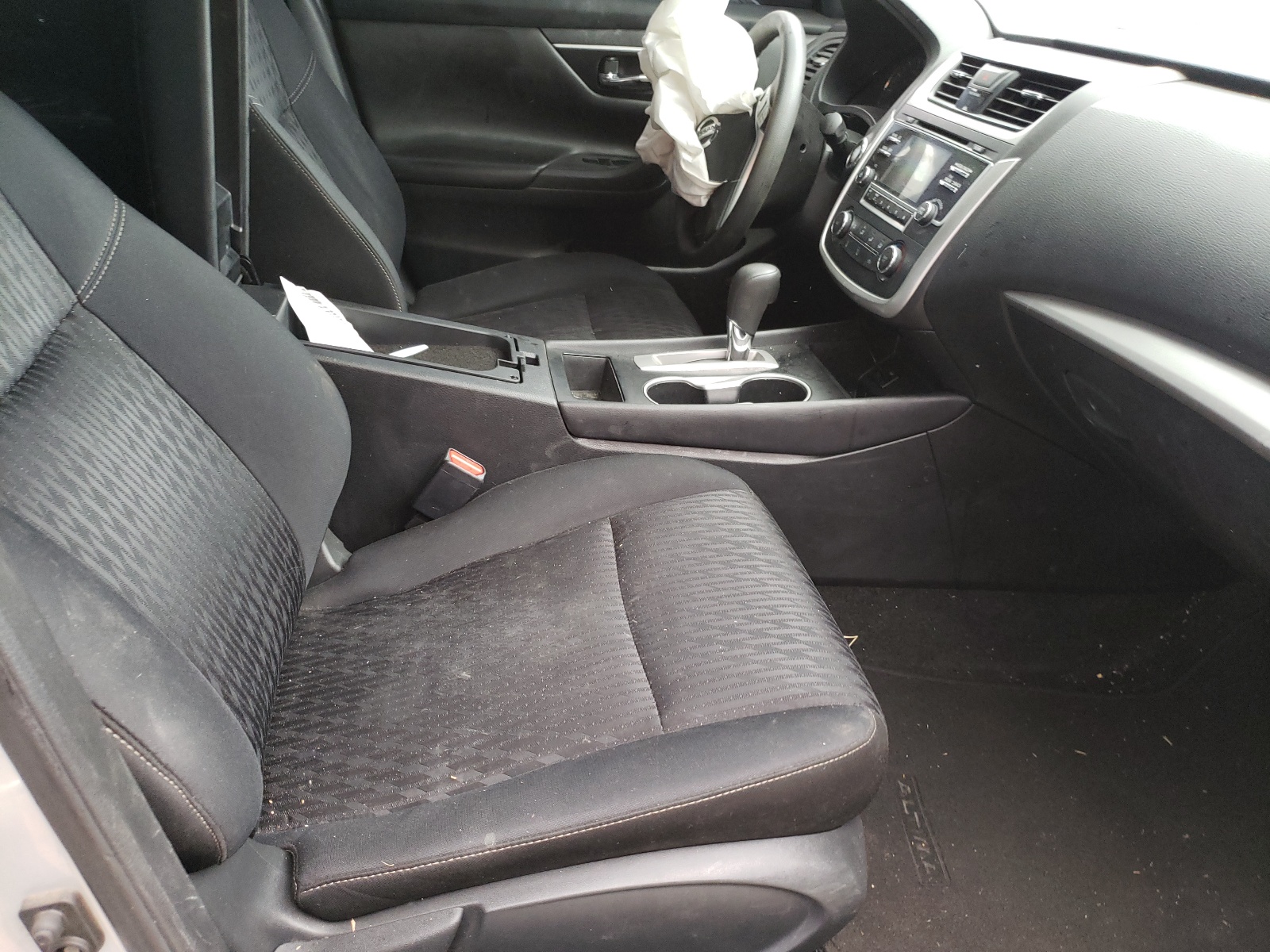 Photo 5 from auction – 2018 NISSAN ALTIMA 2.5 with VIN 1N4AL3AP5JC136266