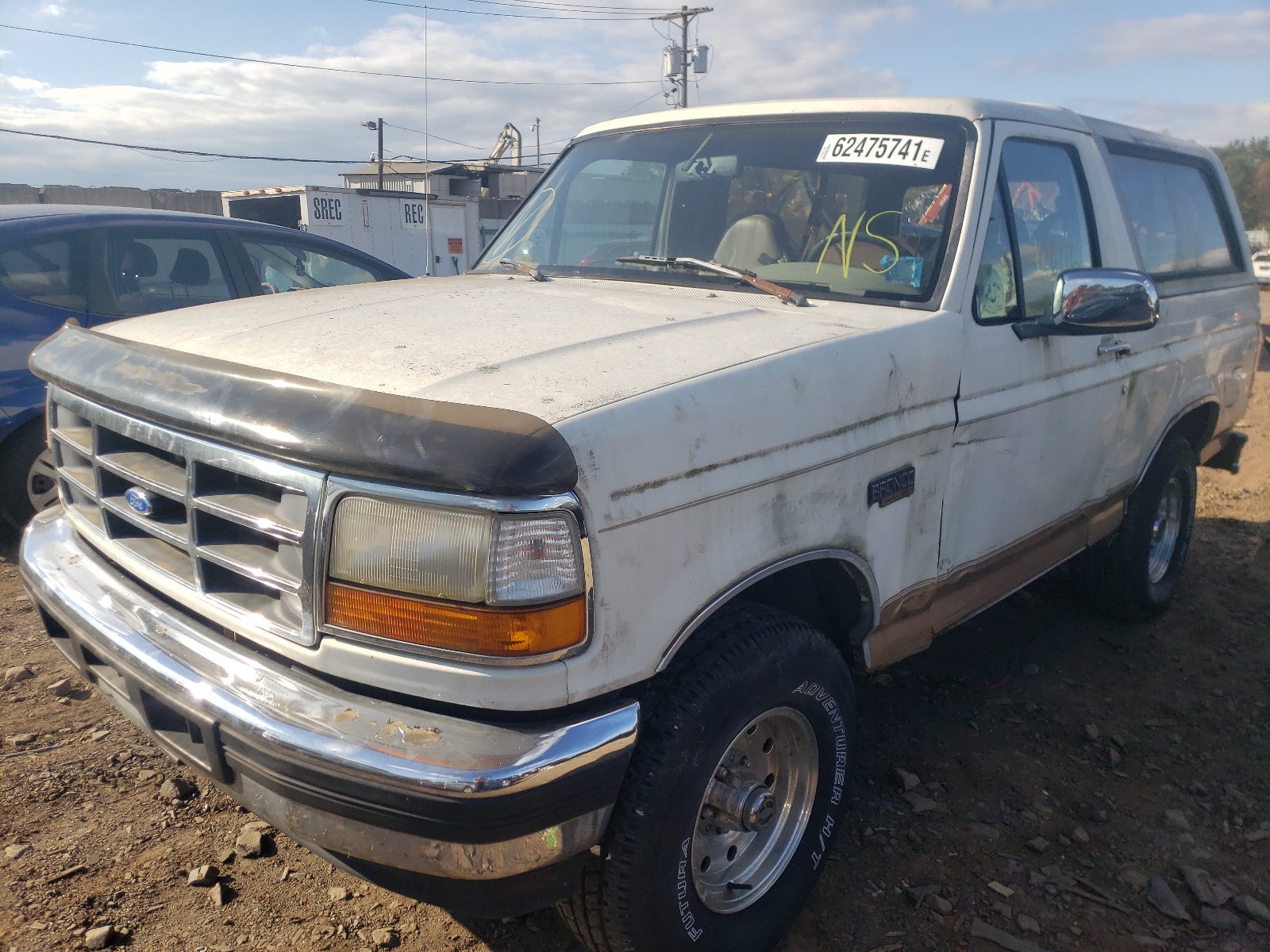 Photo 2 from auction – 1995 FORD BRONCO with VIN 1FMEU15N0SLA98190
