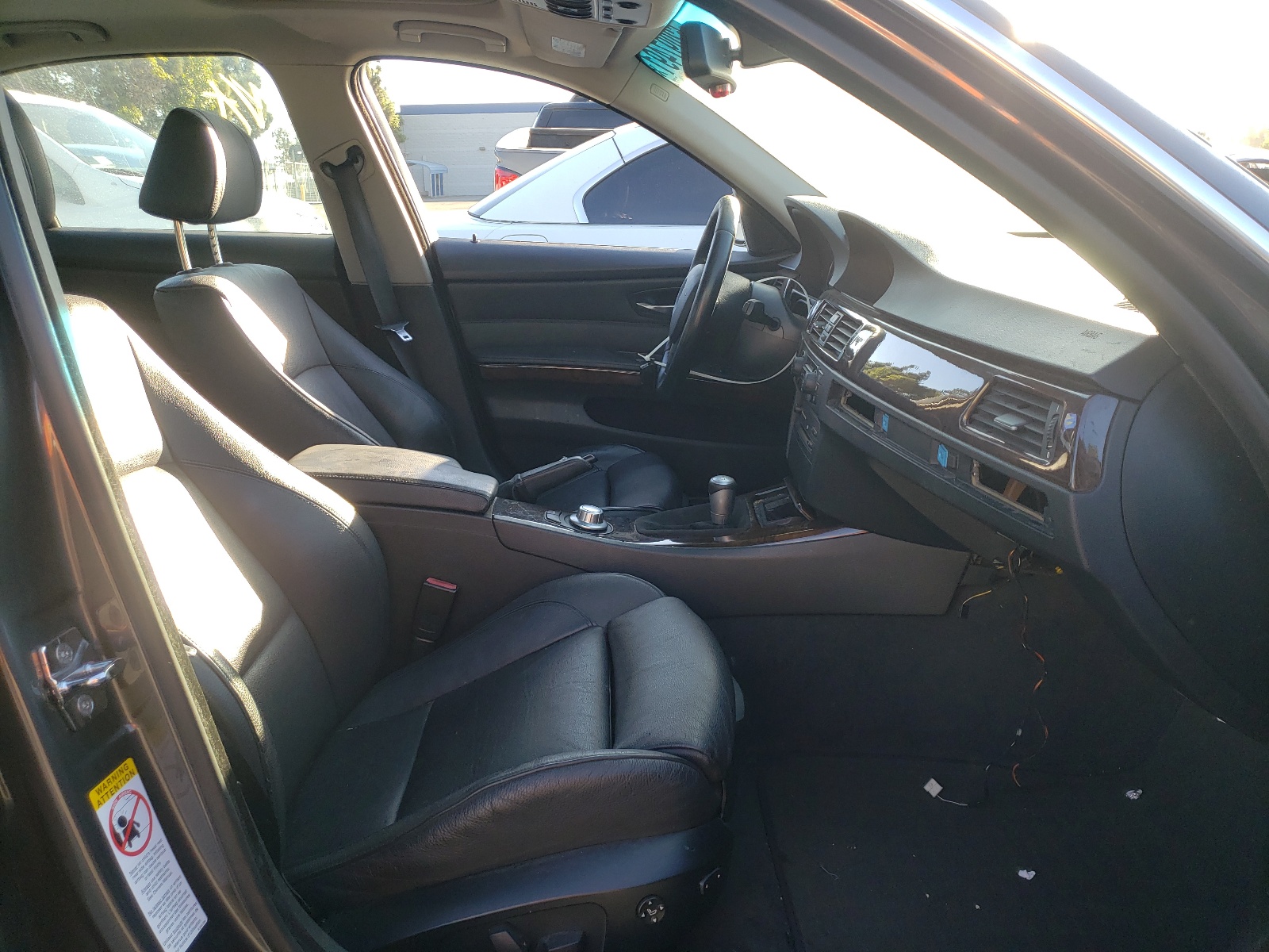 Photo 5 from auction – 2006 BMW 330 I with VIN WBAVB335X6PS06724