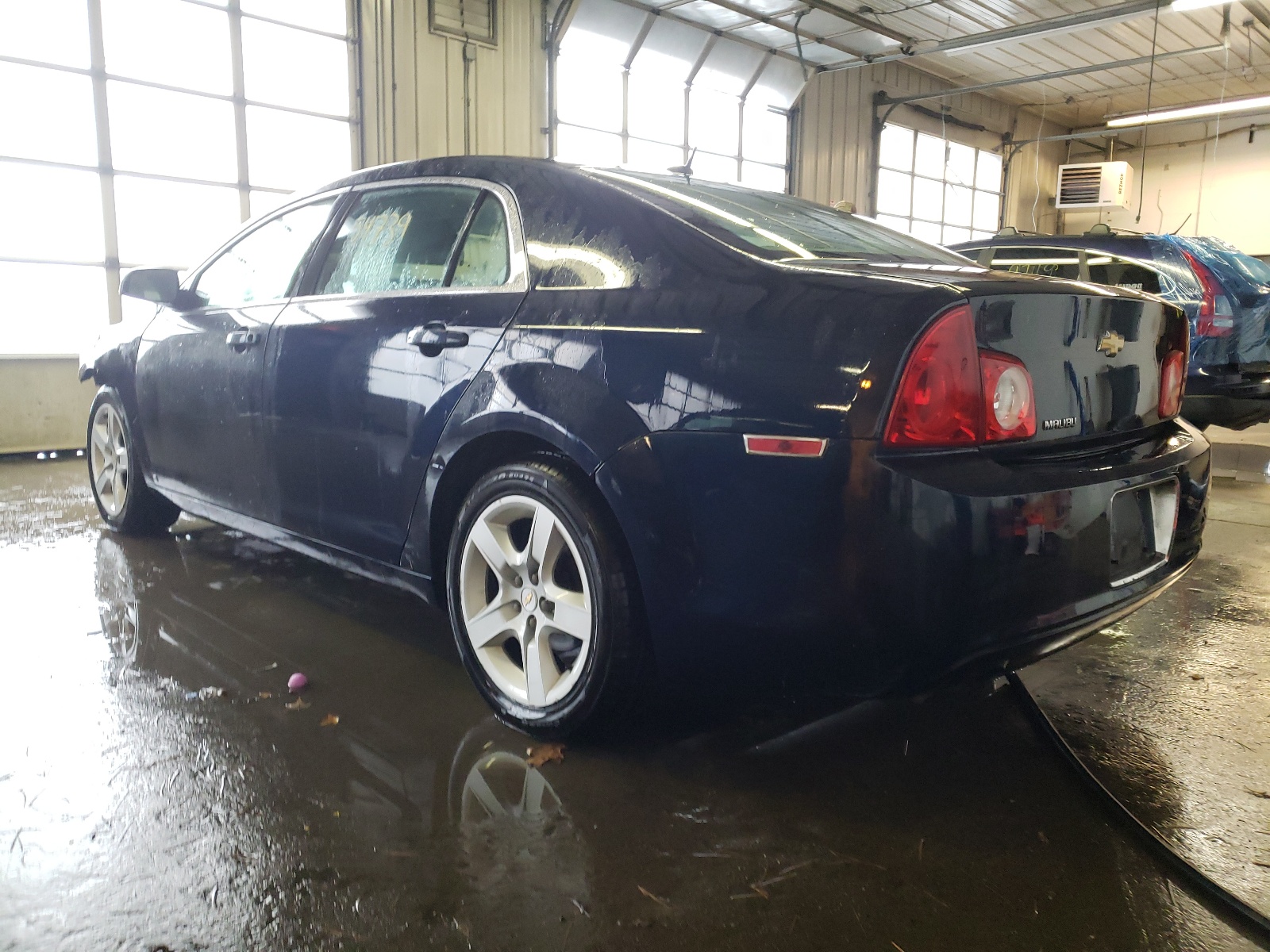 Photo 3 from auction – 2009 CHEVROLET MALIBU LS with VIN 1G1ZG57B69F147983