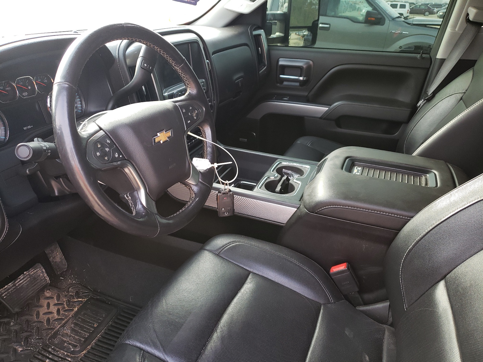 Photo 10 from auction – 2019 CHEVROLET SILVERADO with VIN 1GC1KTEY1KF185402