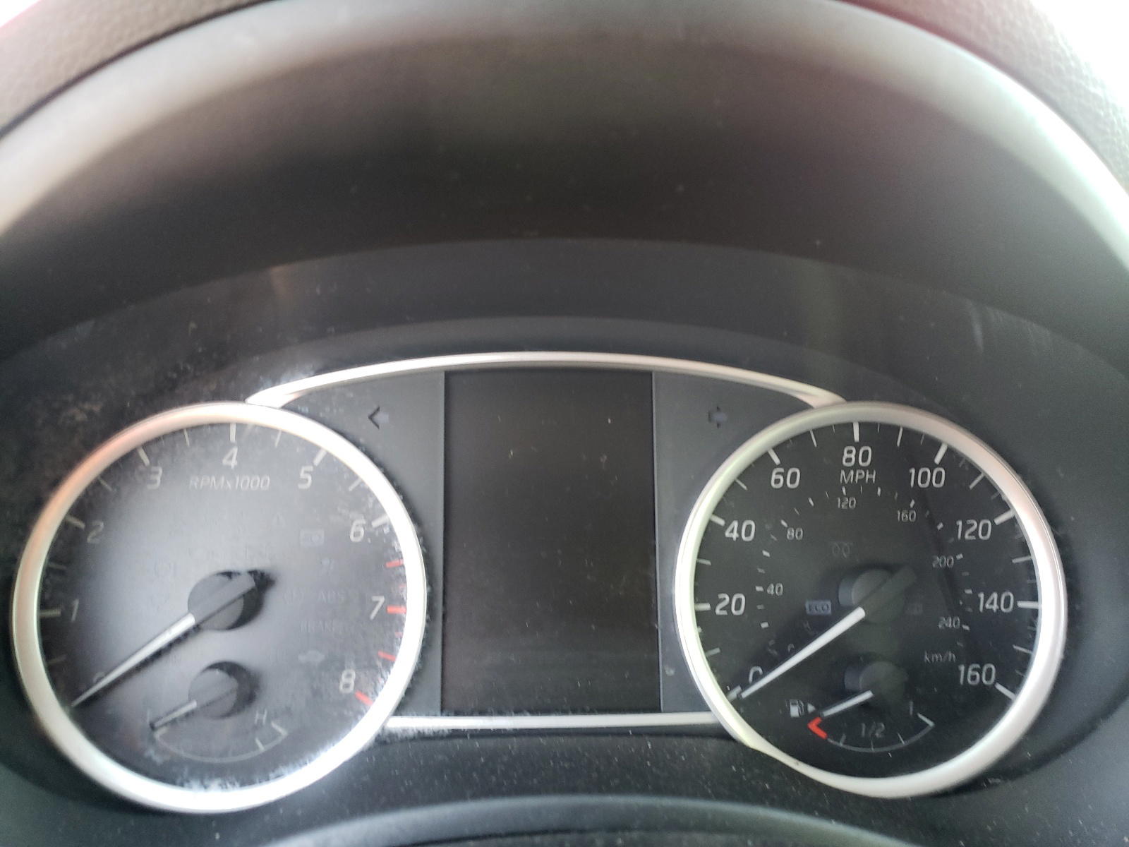 Photo 8 from auction – 2017 NISSAN SENTRA S with VIN 3N1AB7AP3HL696339