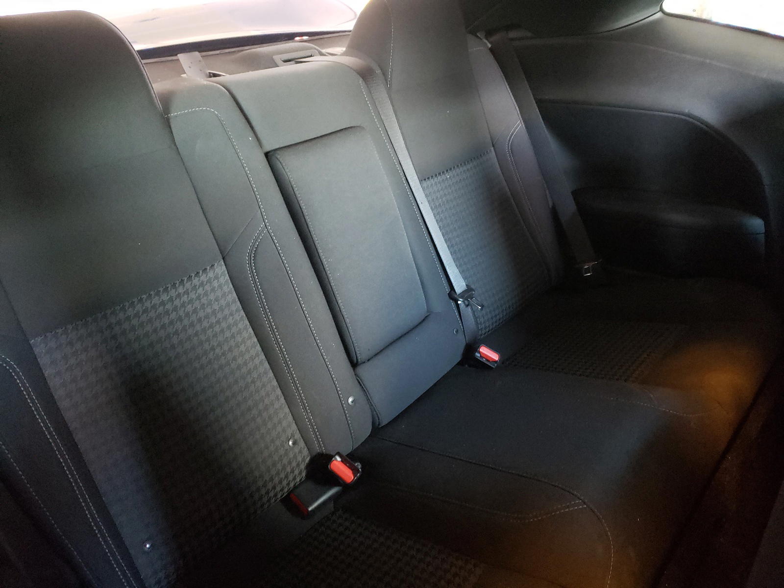 Photo 6 from auction – 2021 DODGE CHALLENGER with VIN 2C3CDZAG9MH590898