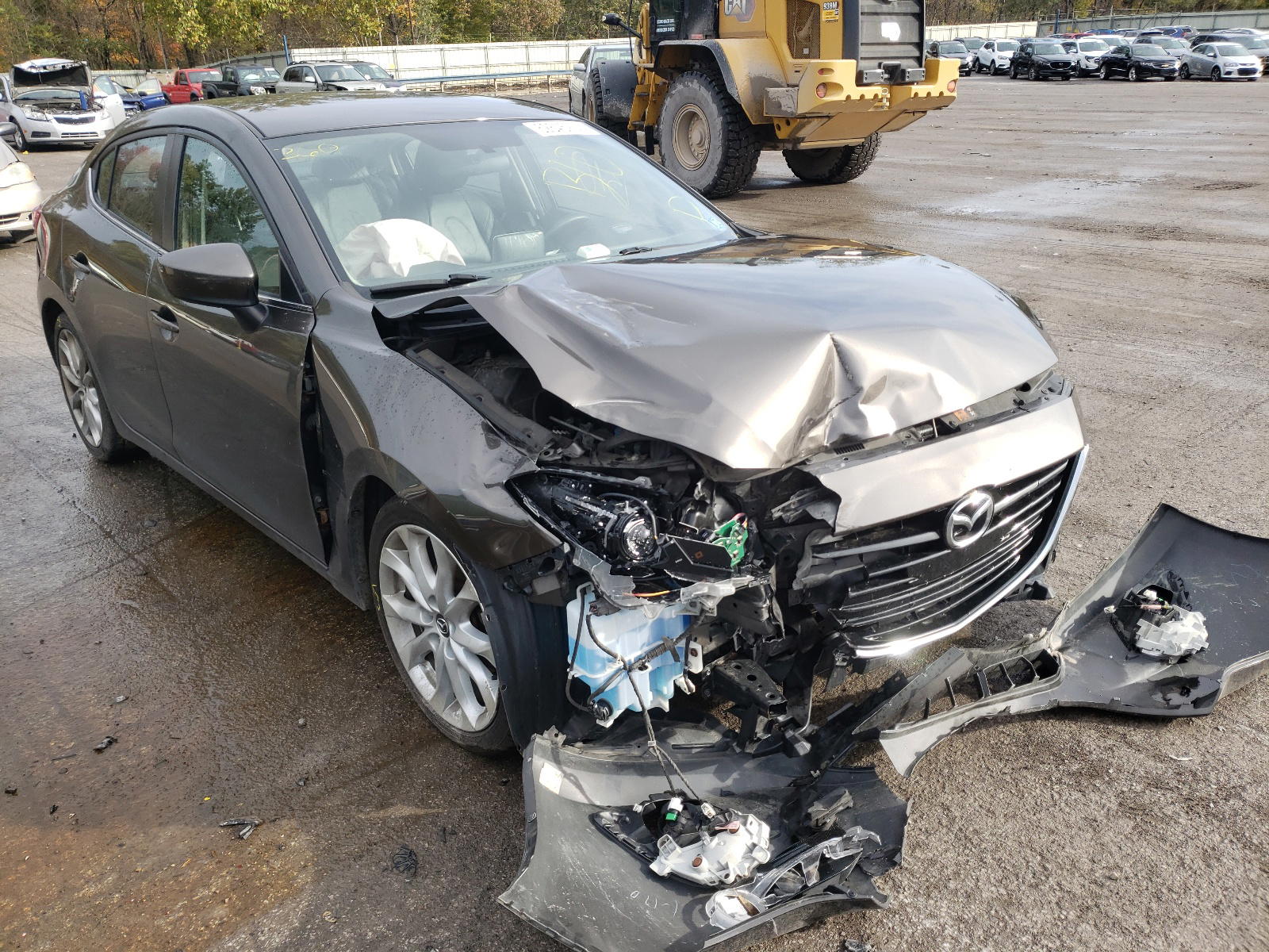 MAZDA 3 TOURING 2014 with VIN JM1BM1V30E1111588 - Photo from auction