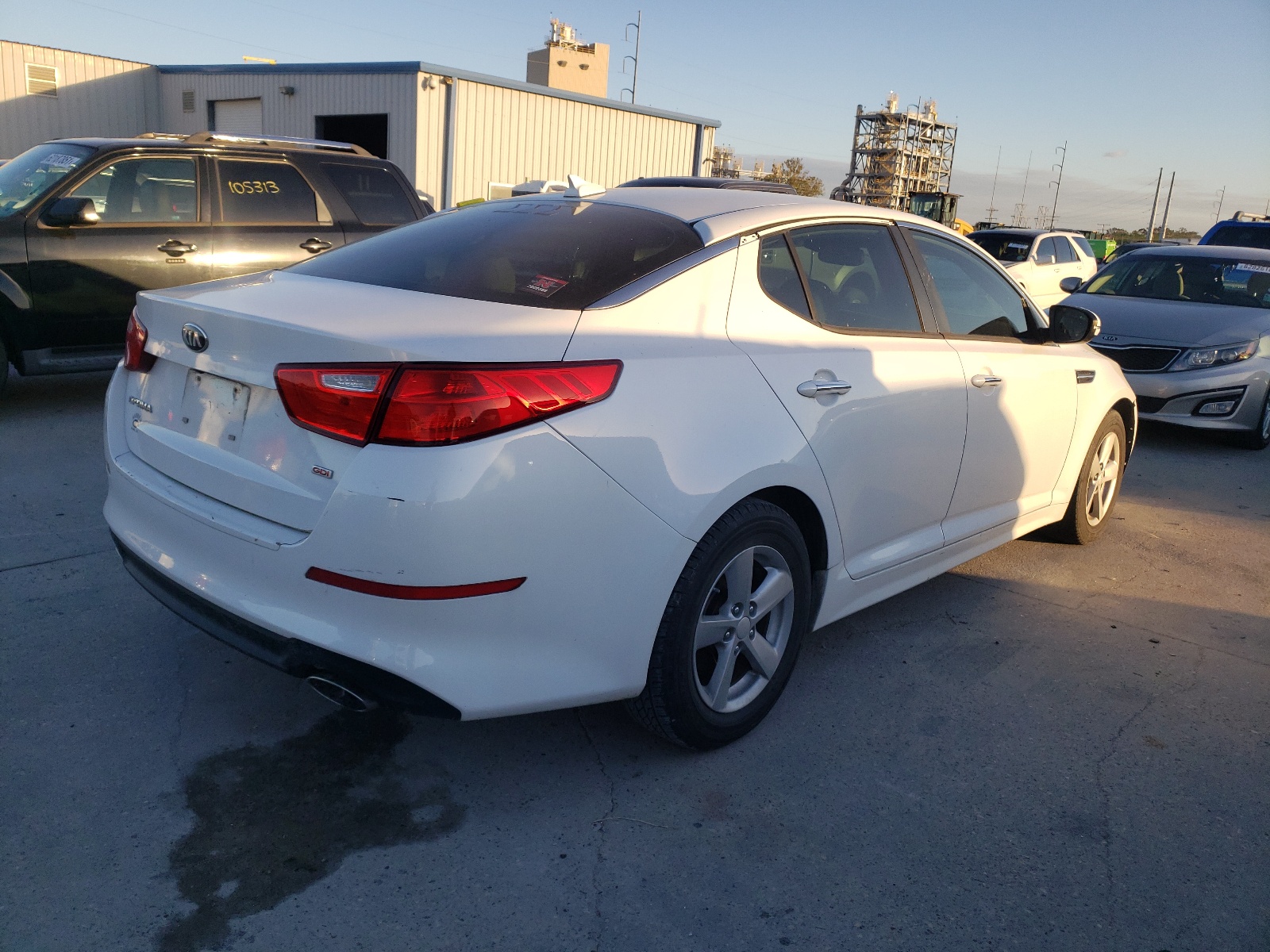Photo 4 from auction – 2014 KIA OPTIMA LX with VIN 5XXGM4A74EG332115