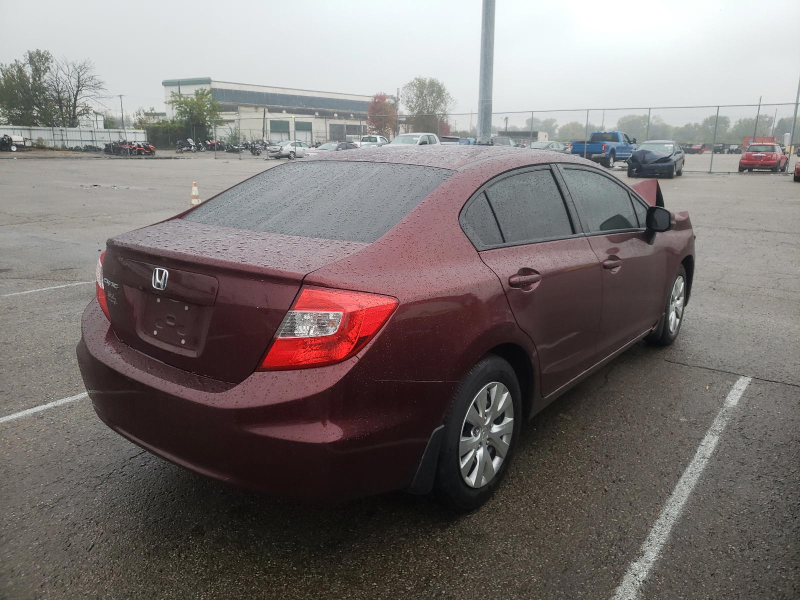 Photo 4 from auction – 2012 HONDA CIVIC LX with VIN 19XFB2F52CE031524