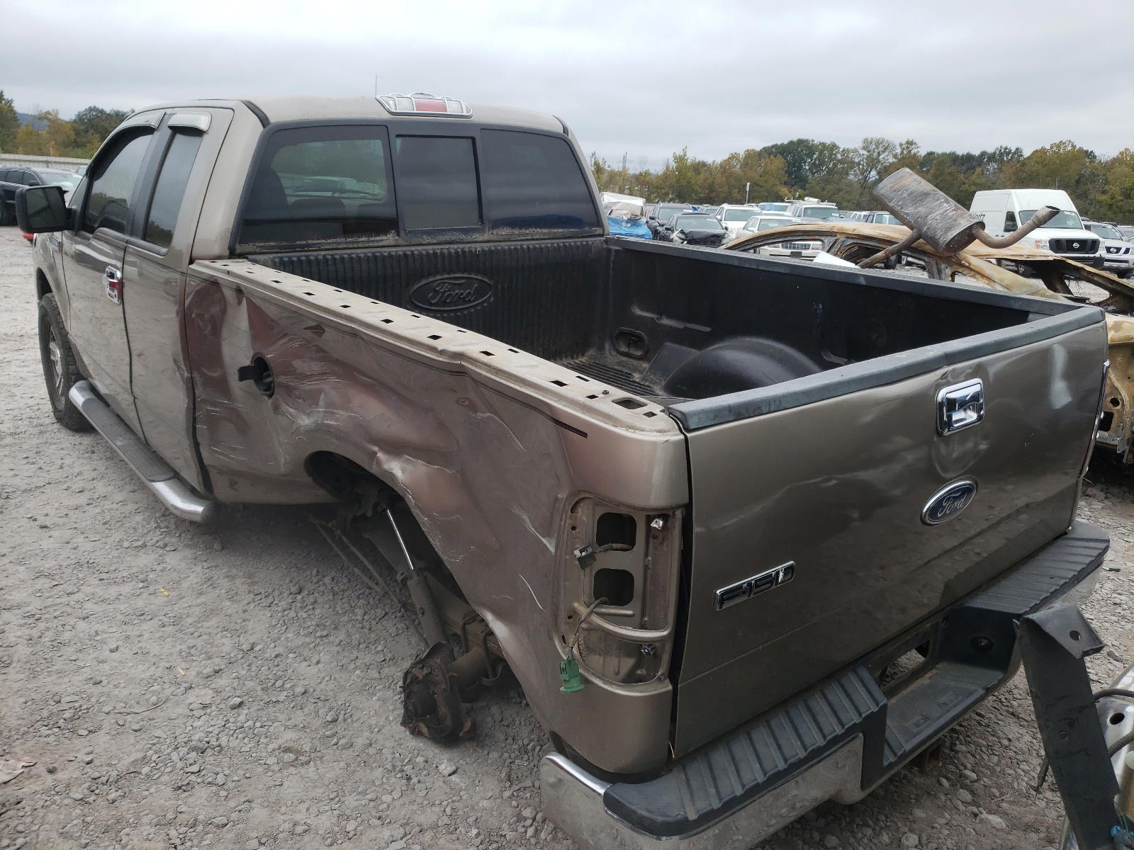 Photo 3 from auction – 2005 FORD F150 with VIN 1FTRX12W65FA22728