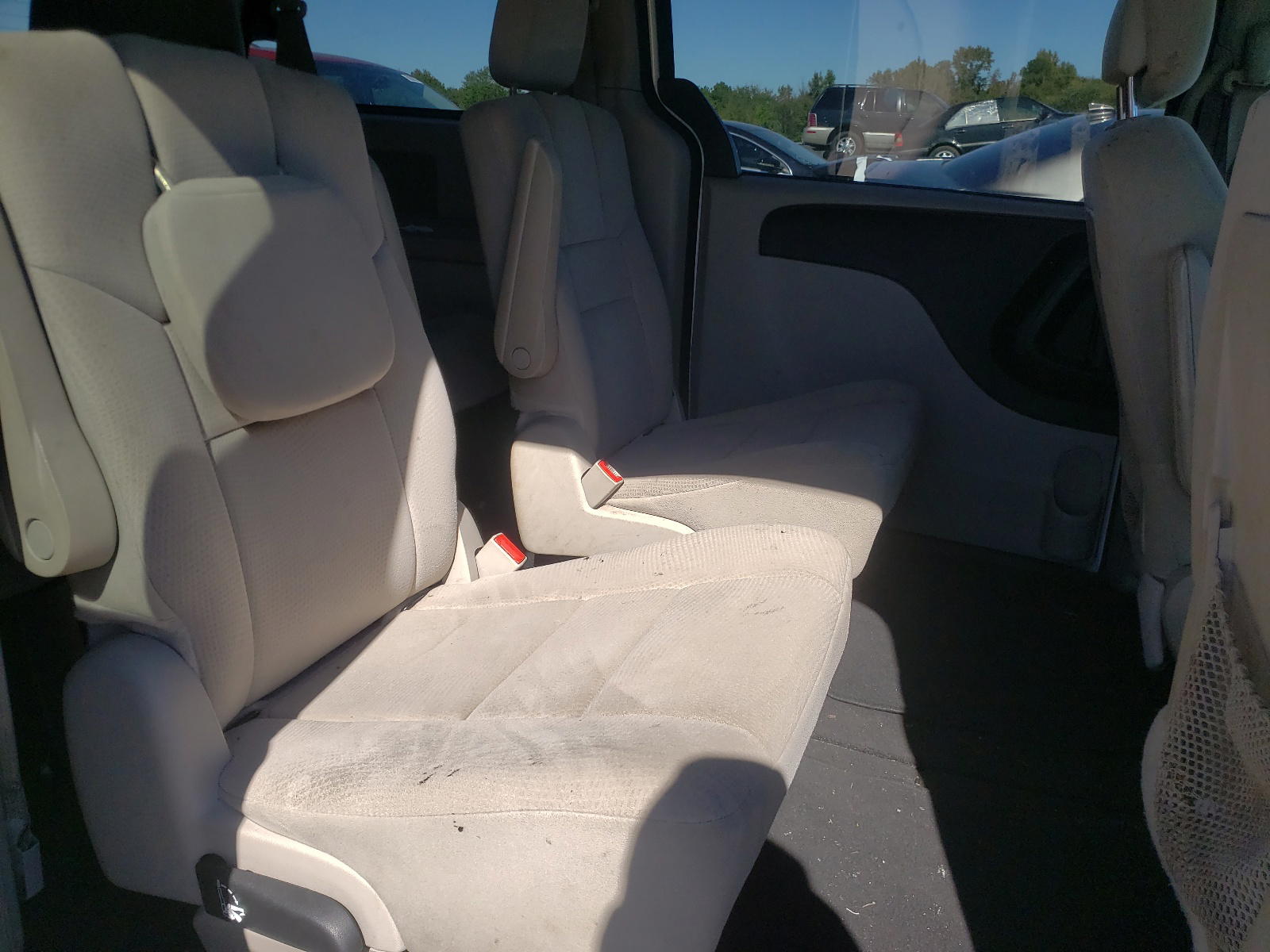 Photo 6 from auction – 2012 DODGE GRAND CARA with VIN 2C4RDGBG3CR324567