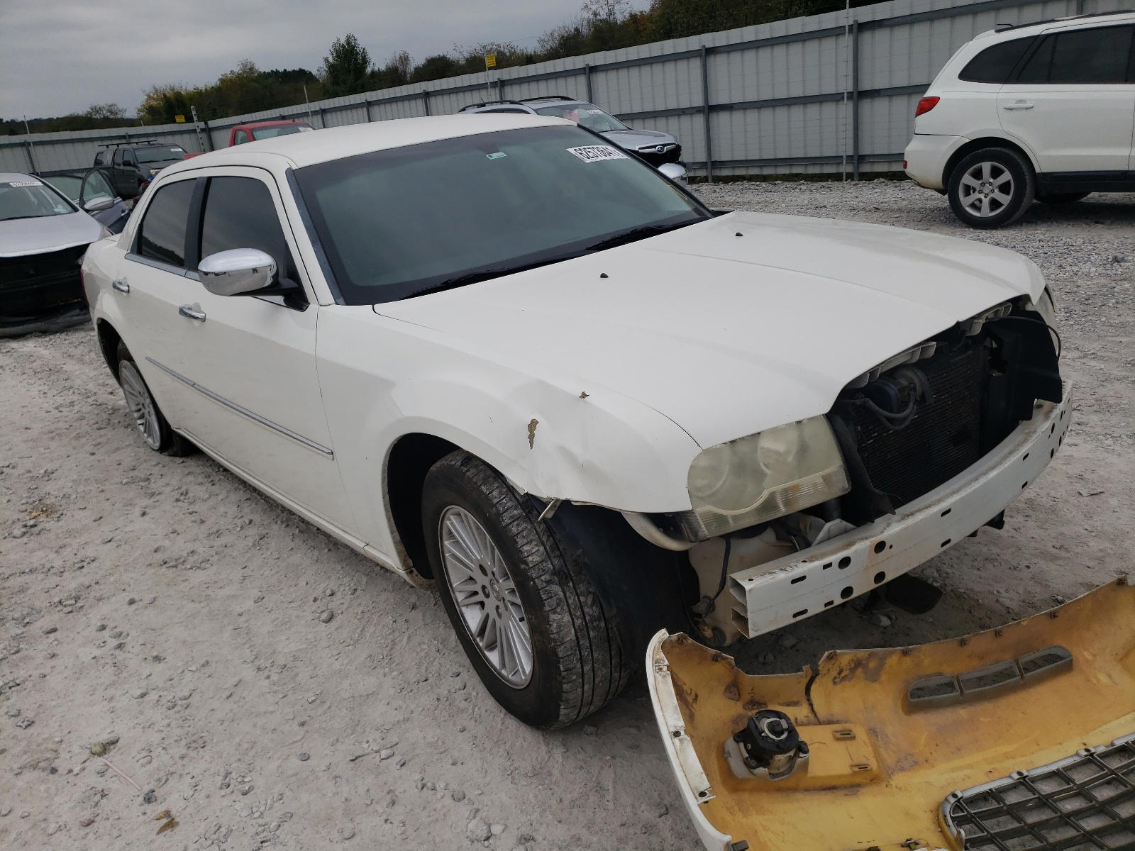 CHRYSLER 300 TOURIN 2010 with VIN 2C3CA4CD4AH198972 - Photo from auction