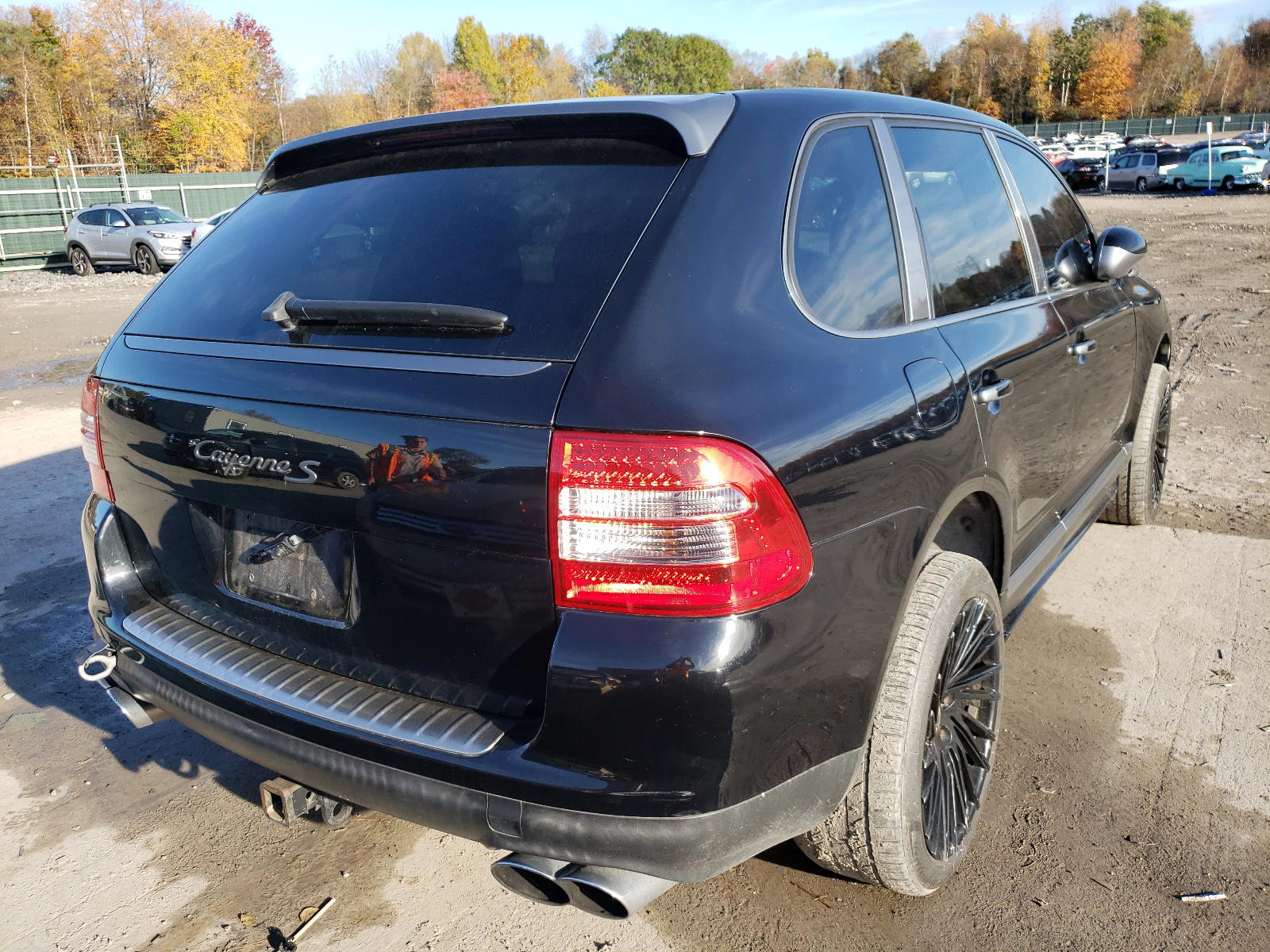 Photo 4 from auction – 2006 PORSCHE CAYENNE S with VIN WP1AB29P76LA68442