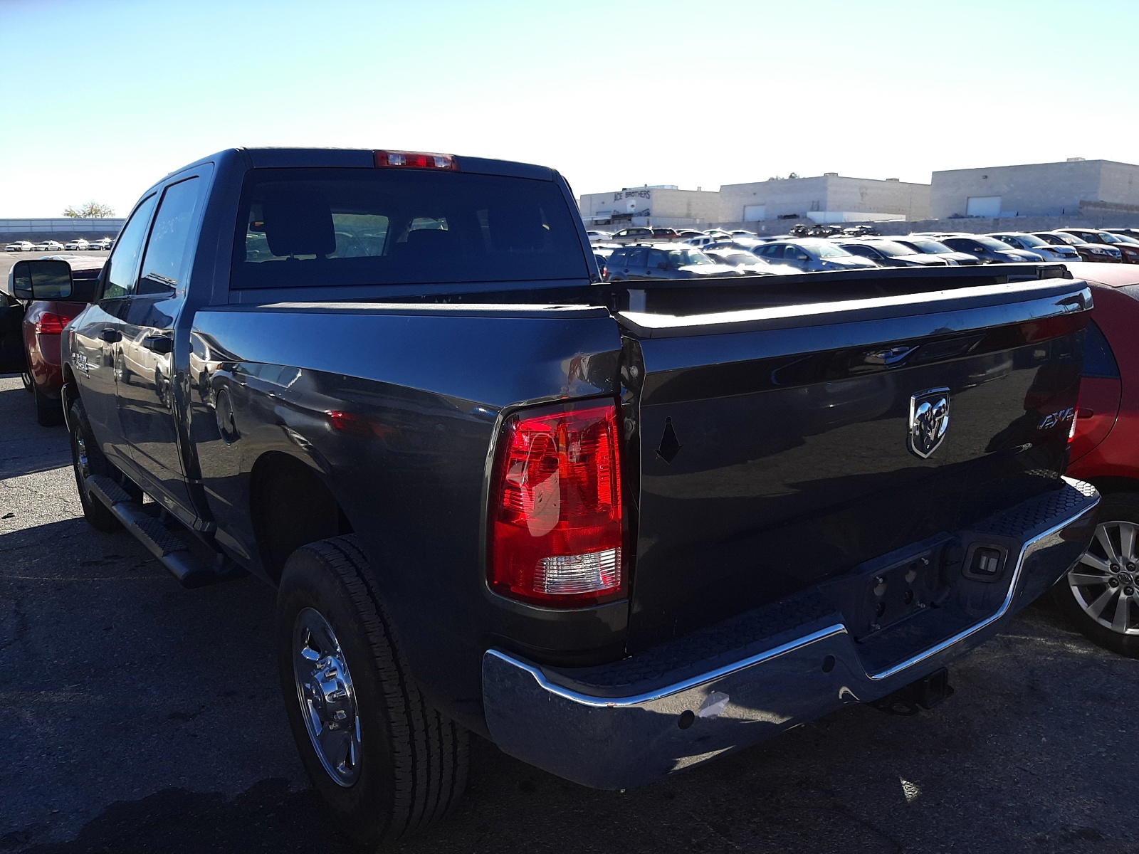 Photo 3 from auction – 2018 RAM 2500 ST with VIN 3C6UR5CLXJG263174