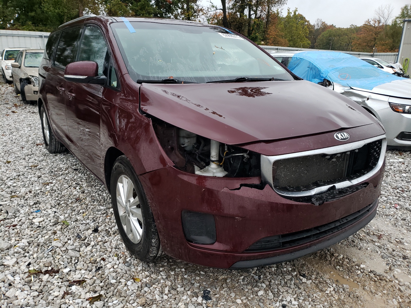 KIA SEDONA LX 2015 with VIN KNDMB5C10F6045166 - Photo from auction