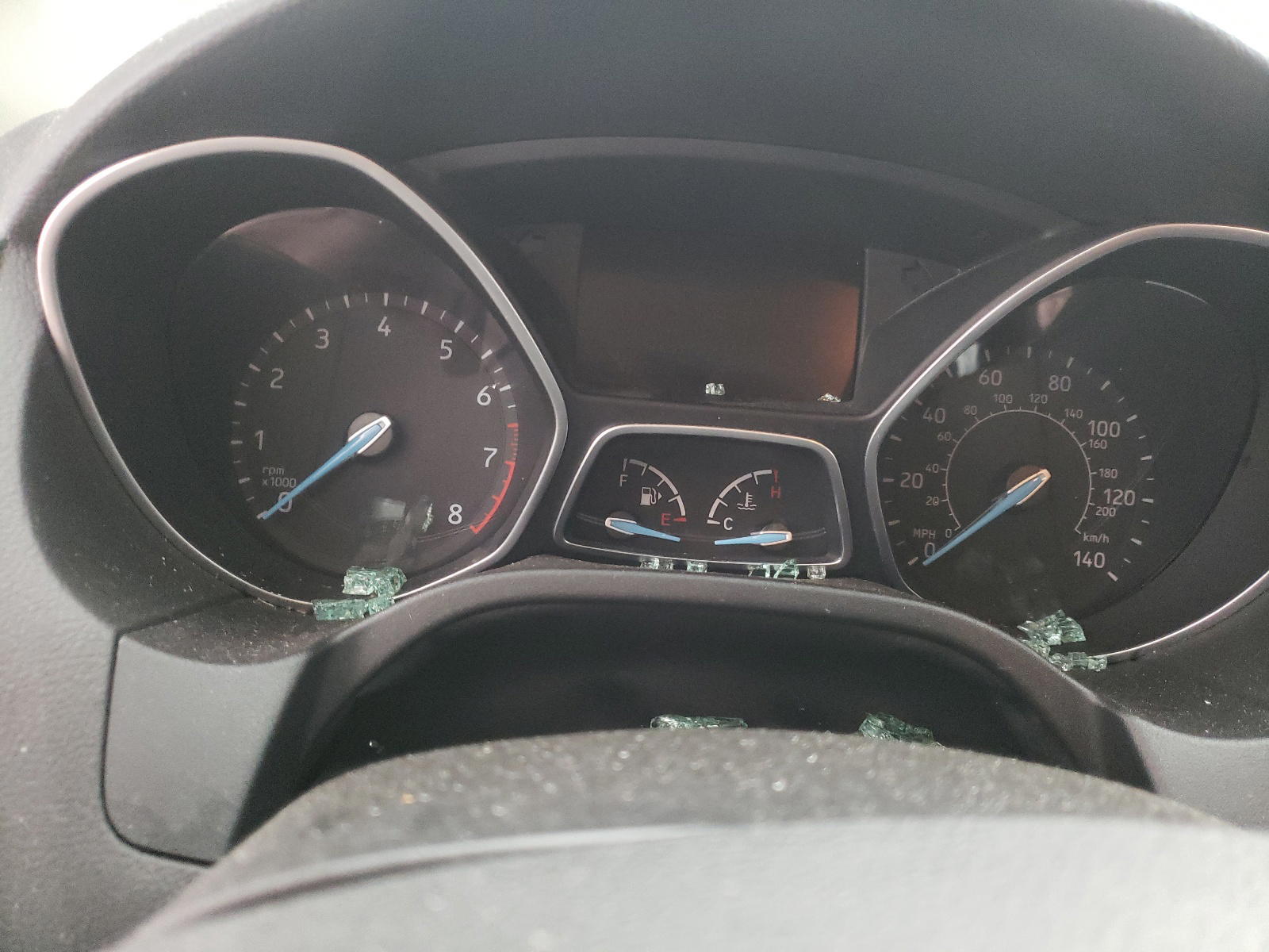 Photo 8 from auction – 2018 FORD FOCUS SE with VIN 1FADP3F26JL235385