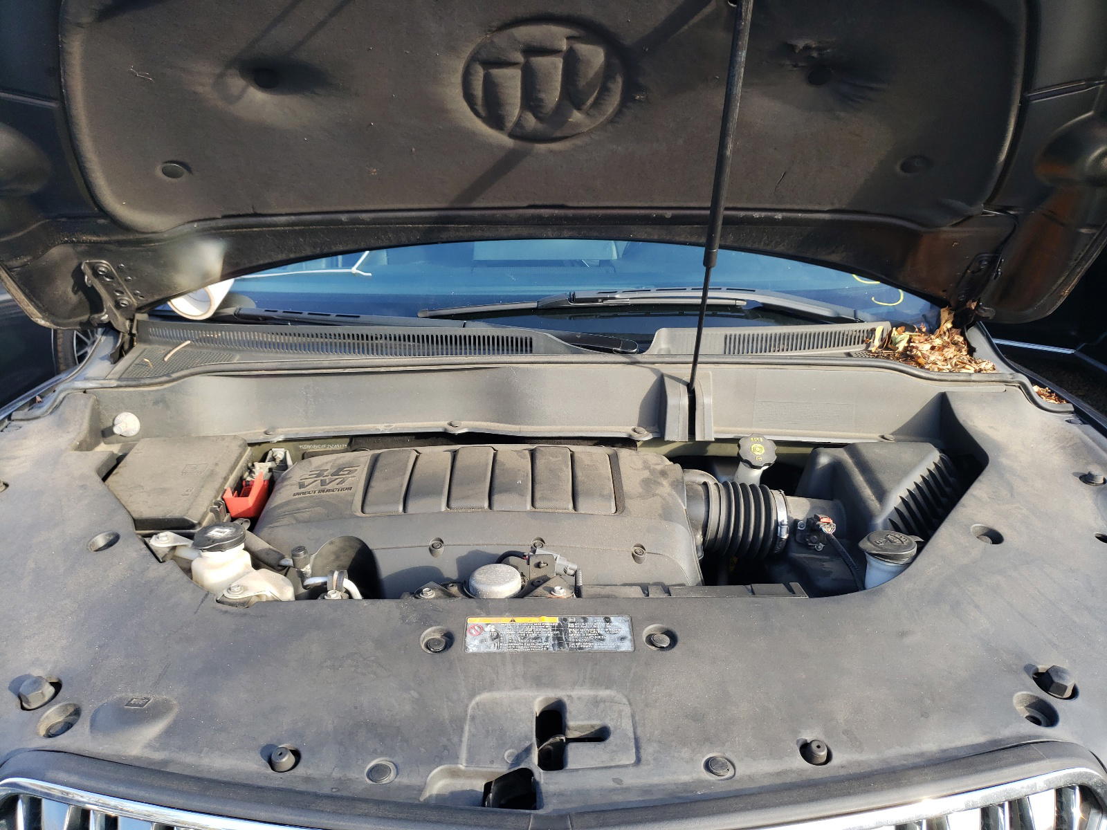 Photo 7 from auction – 2015 BUICK ENCLAVE with VIN 5GAKVBKD1FJ304917