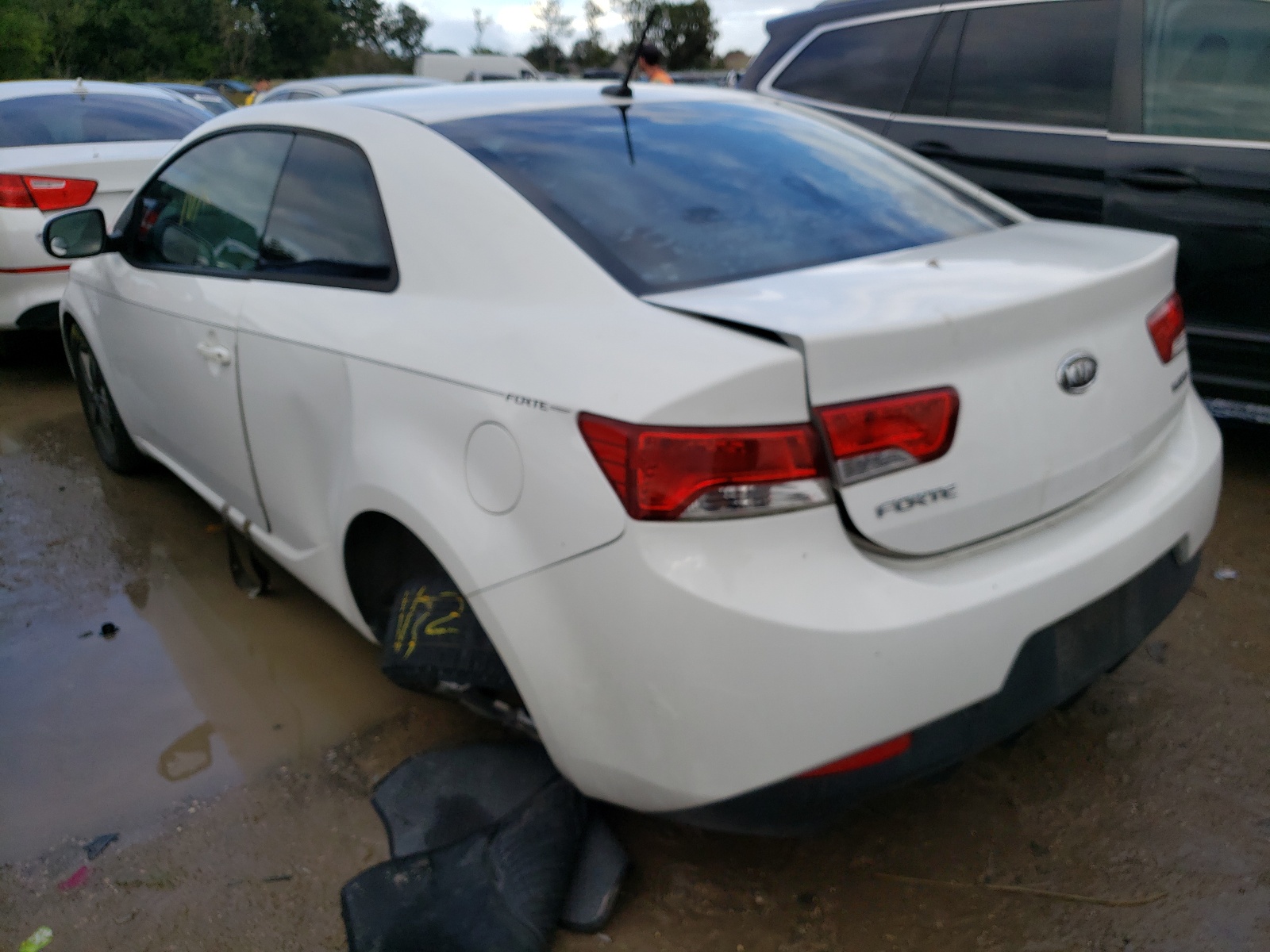 Photo 3 from auction – 2010 KIA FORTE EX with VIN KNAFU6A27A5168379