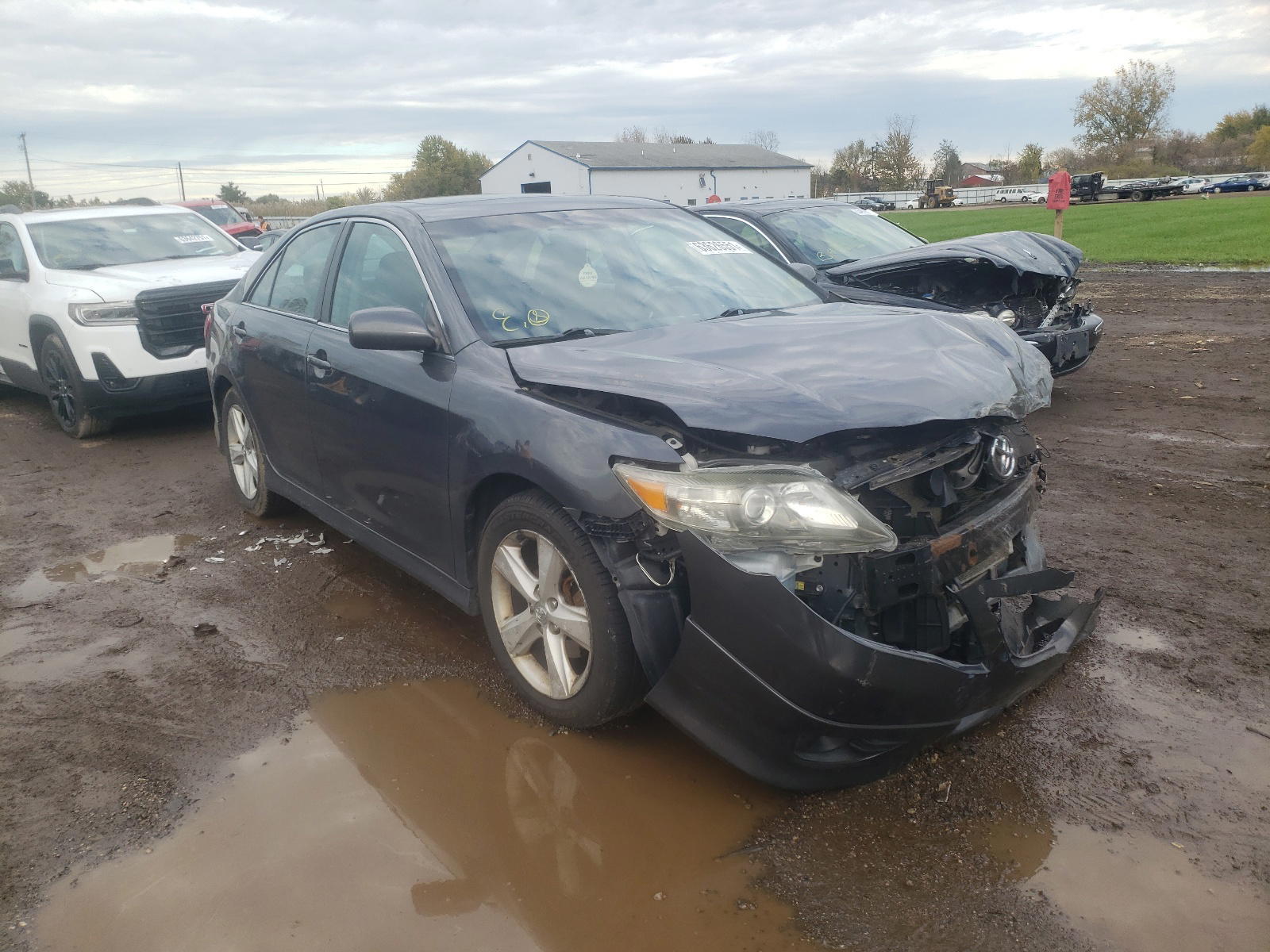 TOYOTA CAMRY BASE 2011 with VIN 4T1BF3EK7BU660708 - Photo from auction